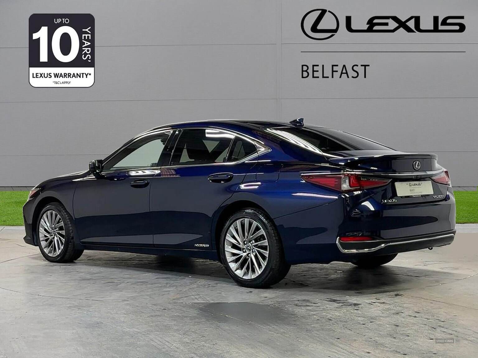 May 2022 Lexus ES 300H 2.5 Takumi 4Dr Cvt