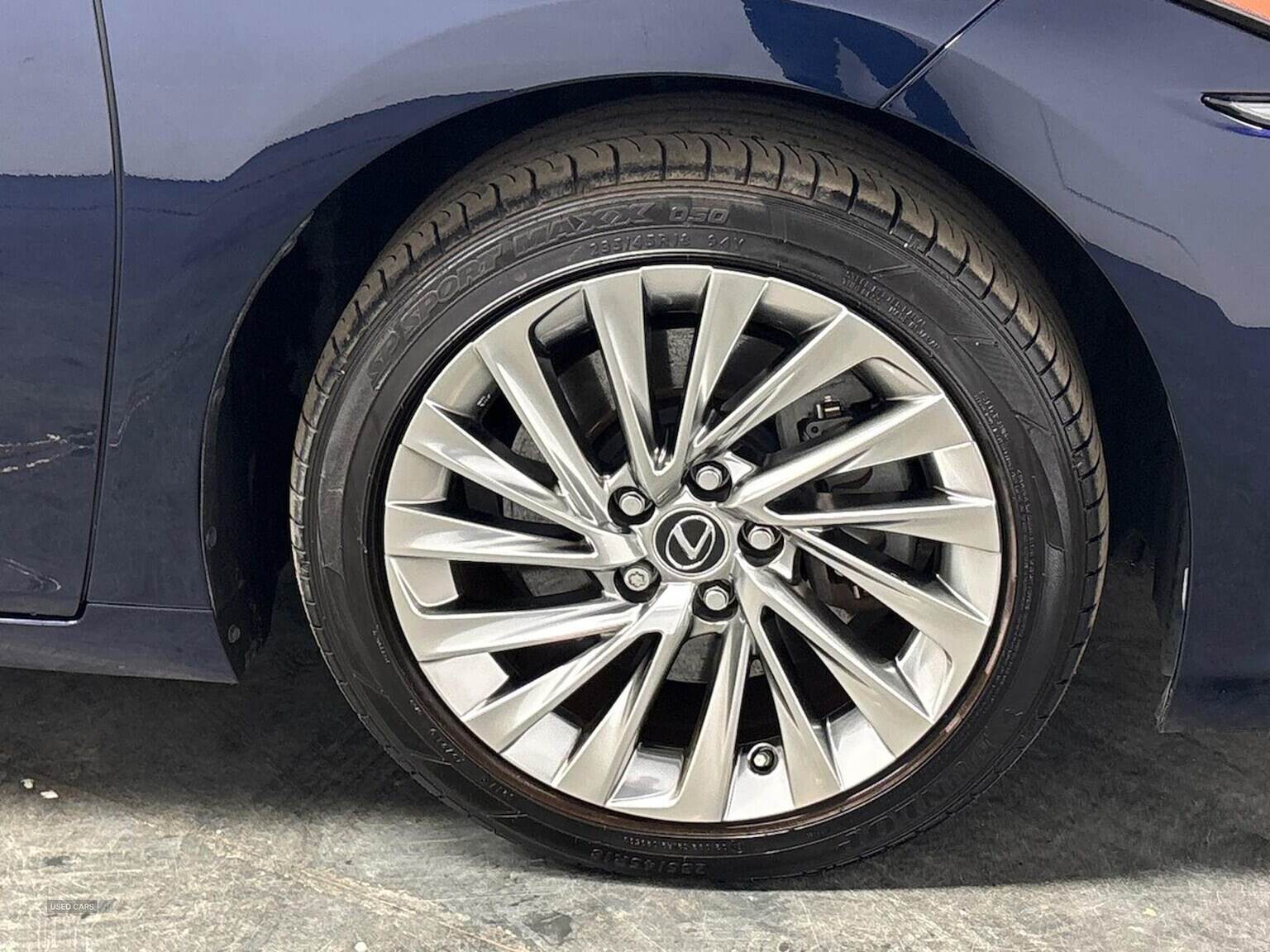 May 2022 Lexus ES 300H 2.5 Takumi 4Dr Cvt