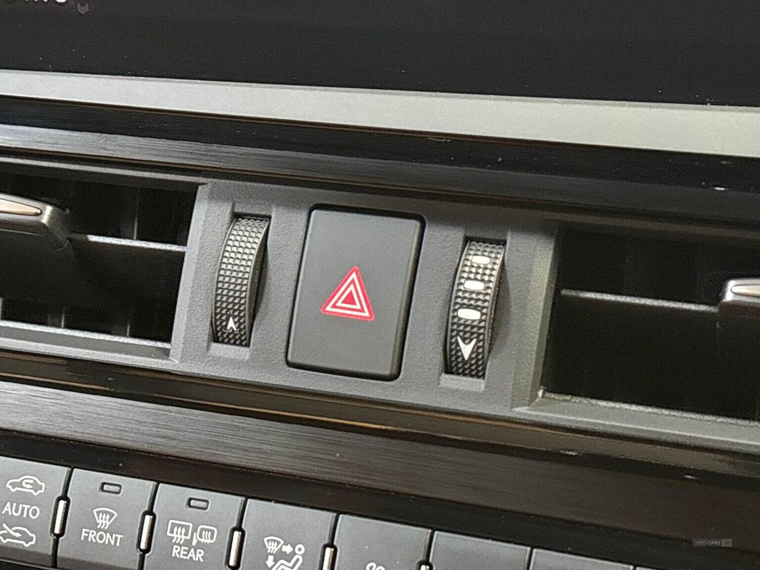 May 2022 Lexus ES 300H 2.5 Takumi 4Dr Cvt