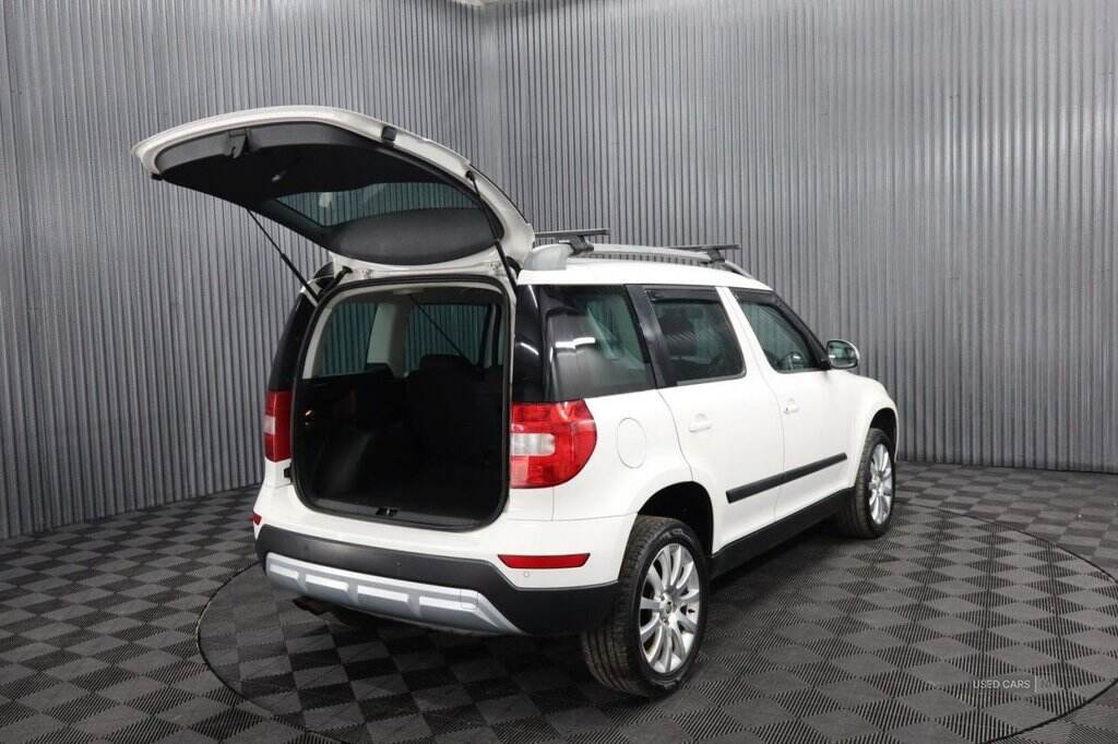 Feb 2015 Skoda Yeti 2.0 TDI CR SE 5dr