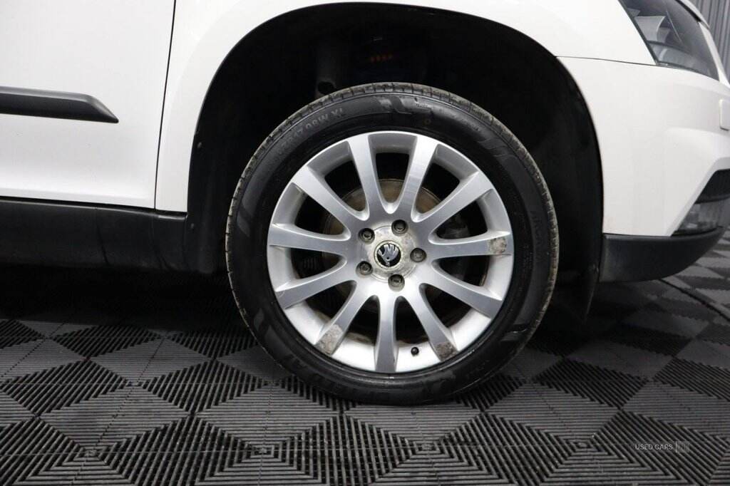 Feb 2015 Skoda Yeti 2.0 TDI CR SE 5dr
