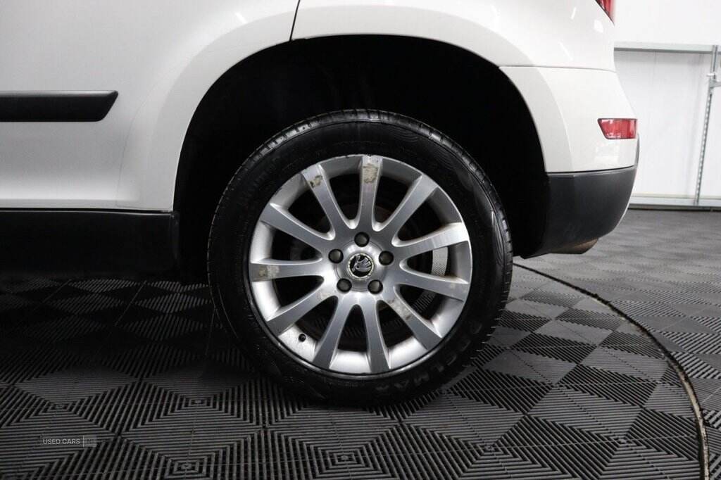 Feb 2015 Skoda Yeti 2.0 TDI CR SE 5dr