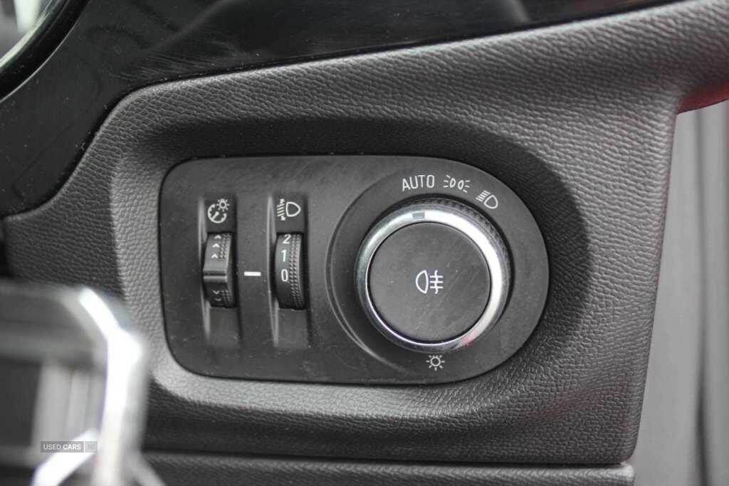 Jul 2020 Vauxhall Corsa 1.2 SE Premium 5dr