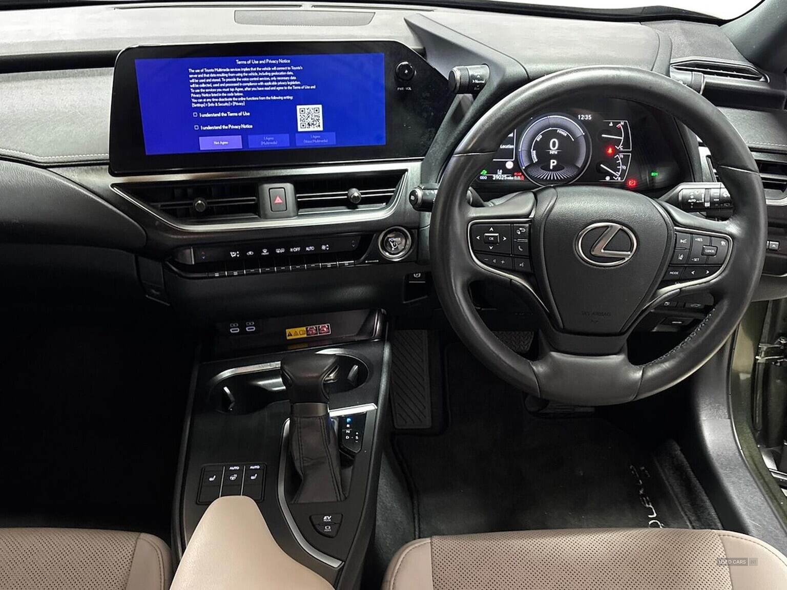 Oct 2023 Lexus UX 250H 2.0 5Dr Cvt [Premium Plus]