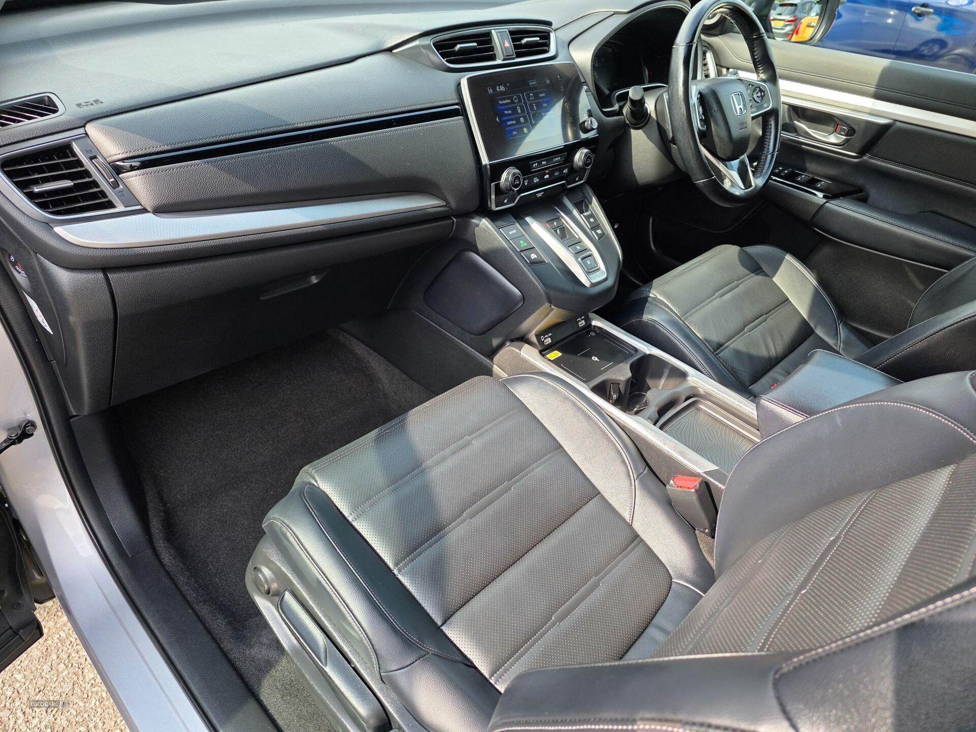 Apr 2022 Honda CR-V 2.0 i-MMD Hybrid EX 5dr eCVT