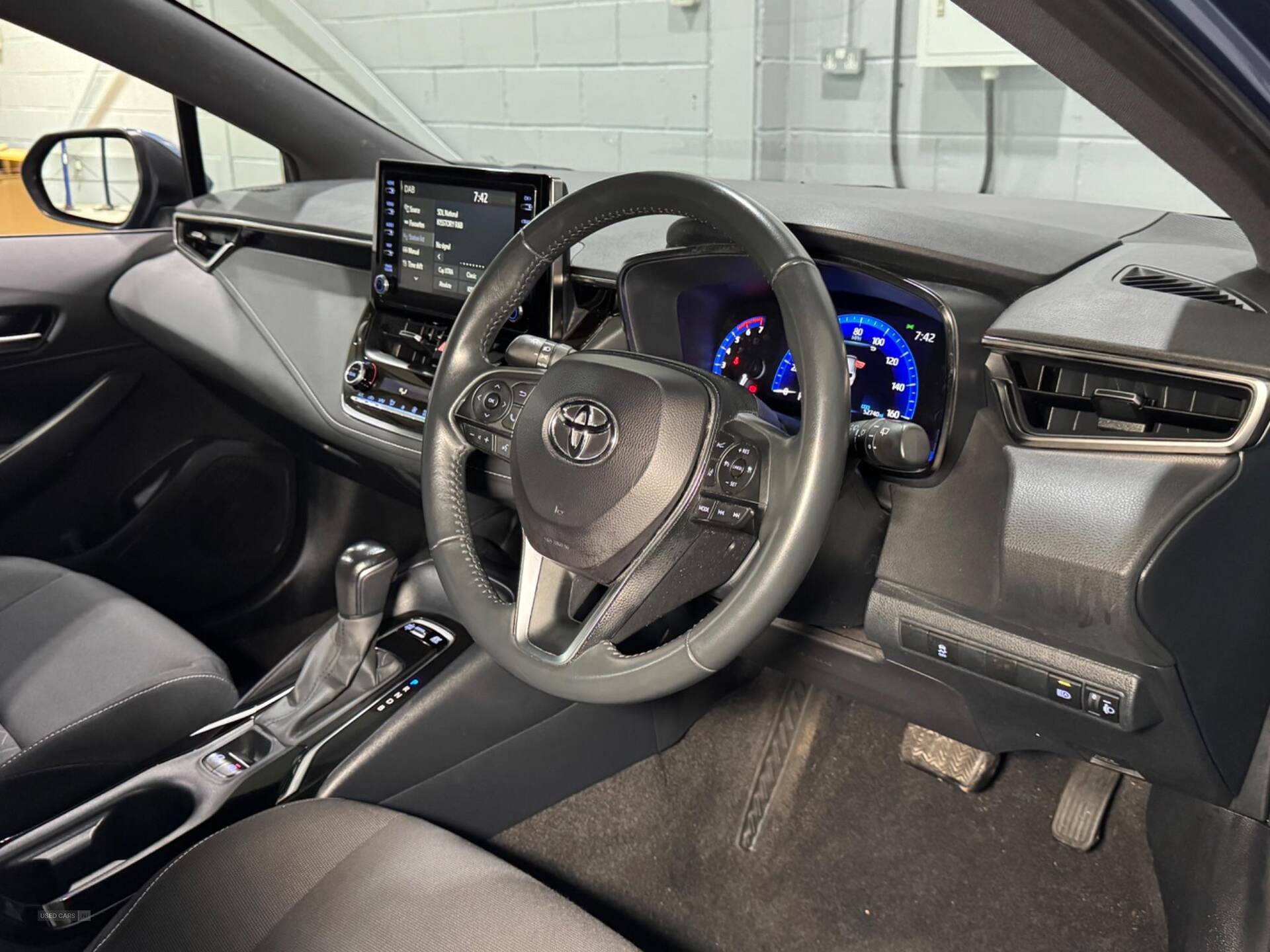 Nov 2021 Toyota Corolla 1.8 VVT-i Hybrid Icon 5dr CVT