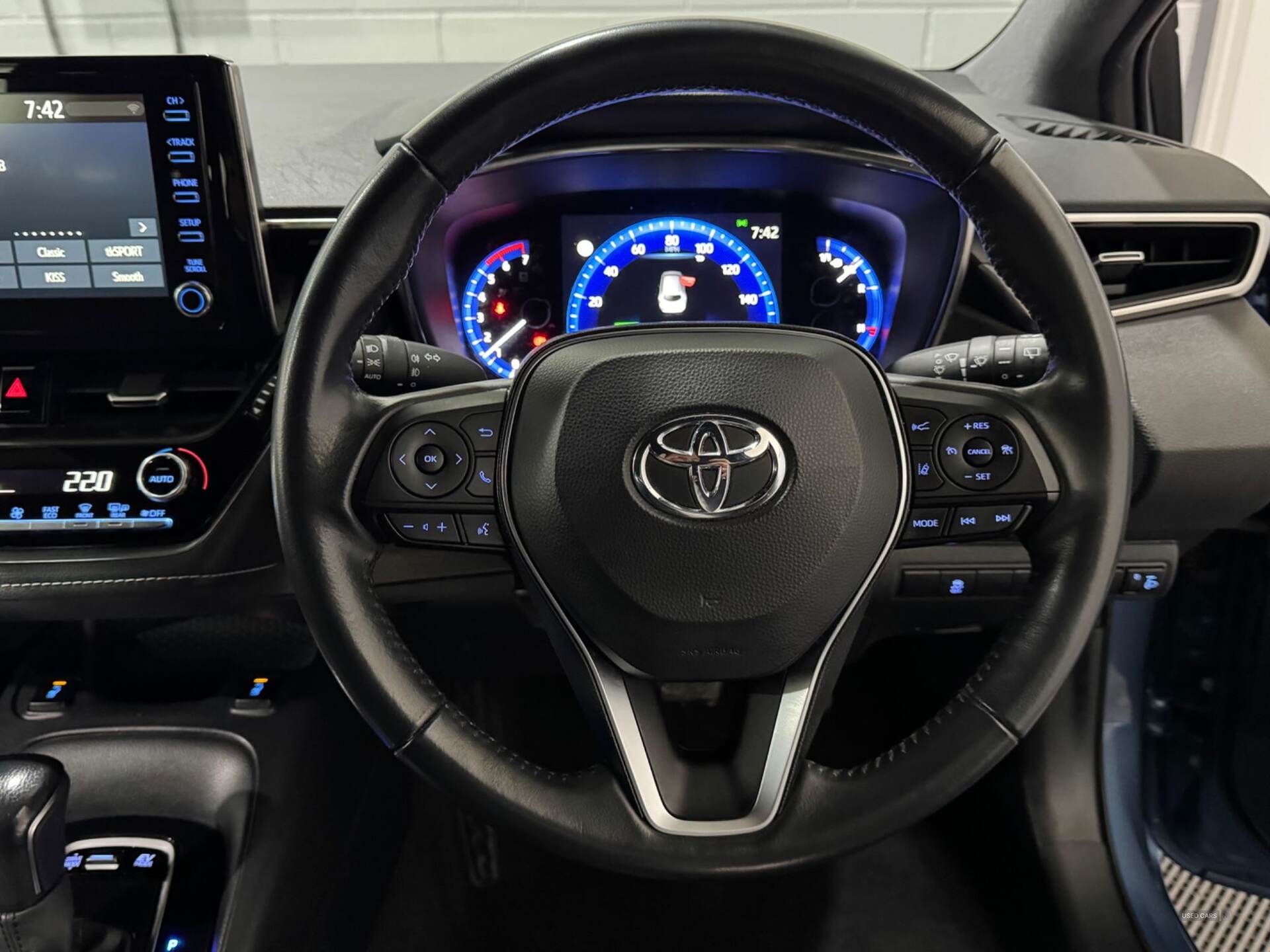 Nov 2021 Toyota Corolla 1.8 VVT-i Hybrid Icon 5dr CVT