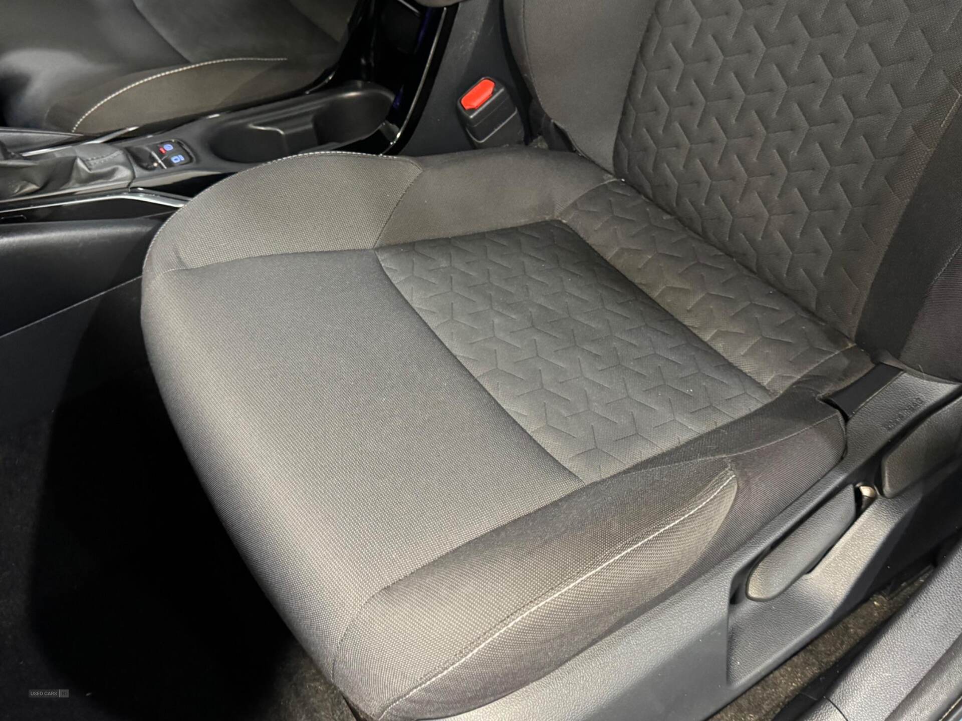 Nov 2021 Toyota Corolla 1.8 VVT-i Hybrid Icon 5dr CVT