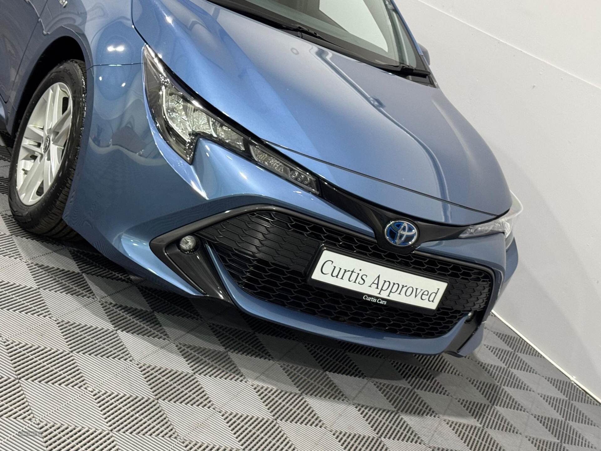 Nov 2021 Toyota Corolla 1.8 VVT-i Hybrid Icon 5dr CVT