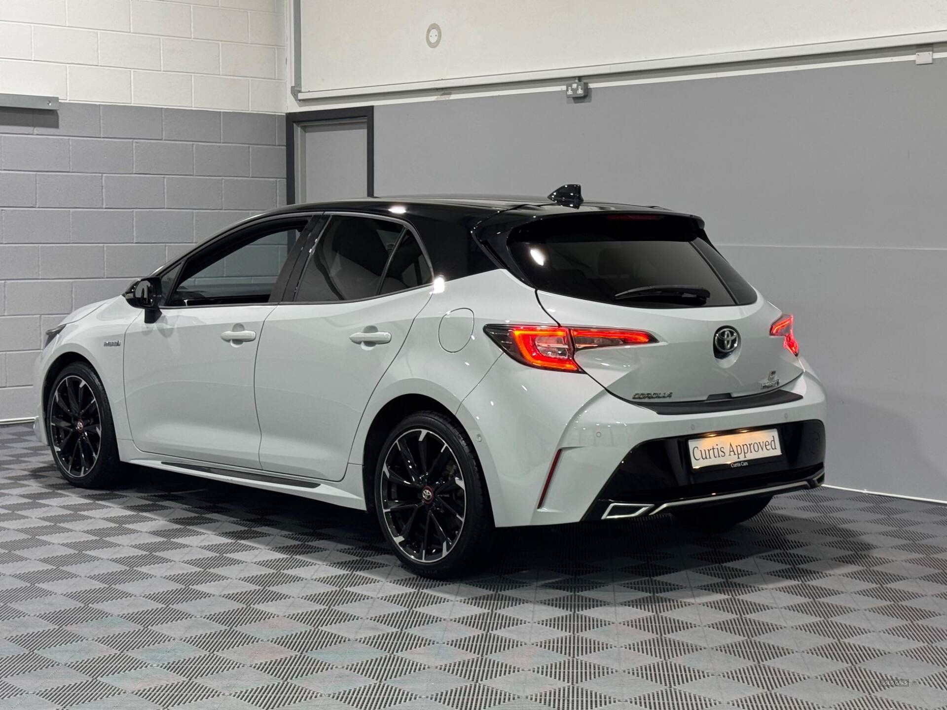 Jun 2020 Toyota Corolla 1.8 VVT-i Hybrid GR Sport 5dr CVT
