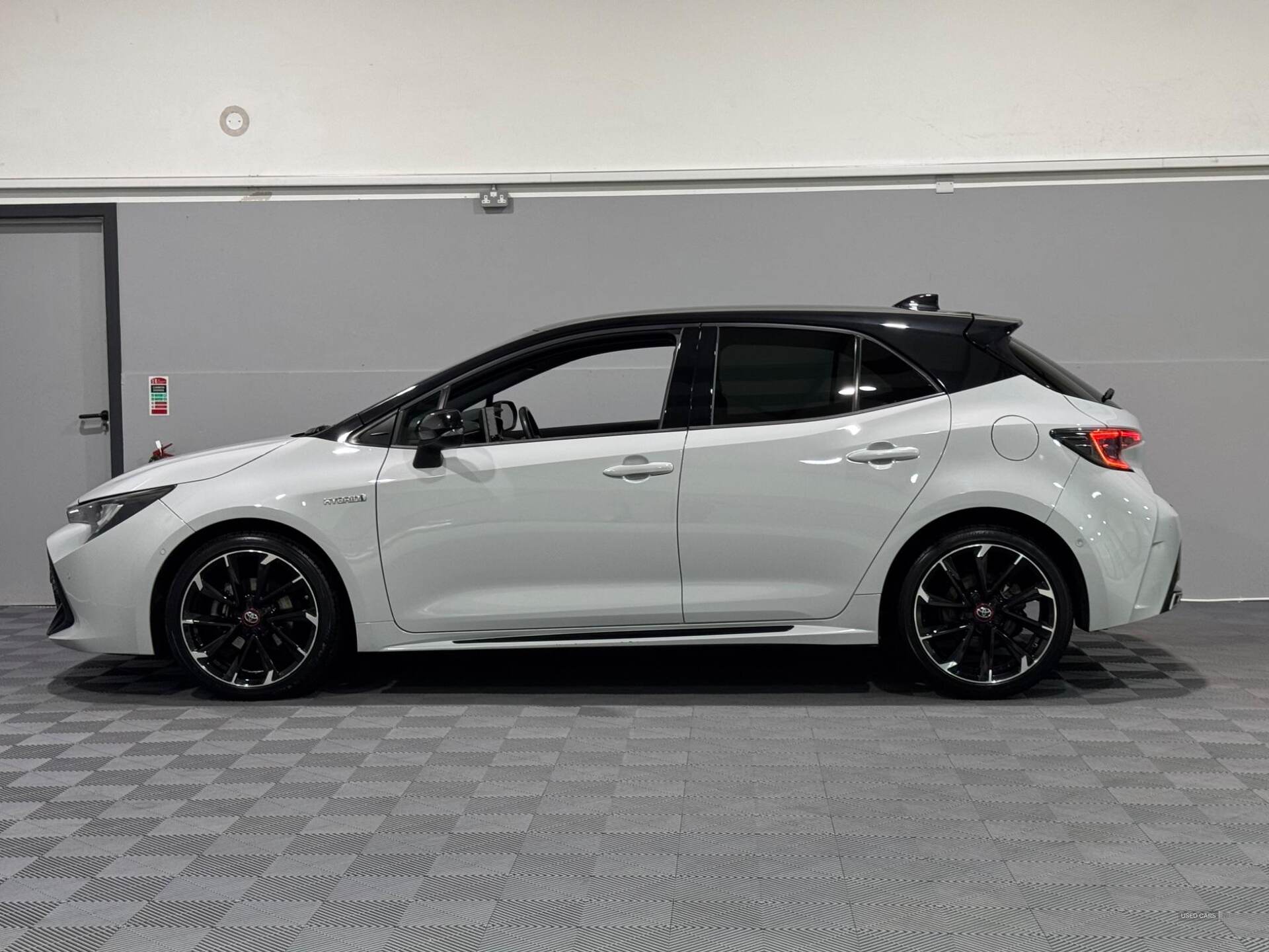 Jun 2020 Toyota Corolla 1.8 VVT-i Hybrid GR Sport 5dr CVT