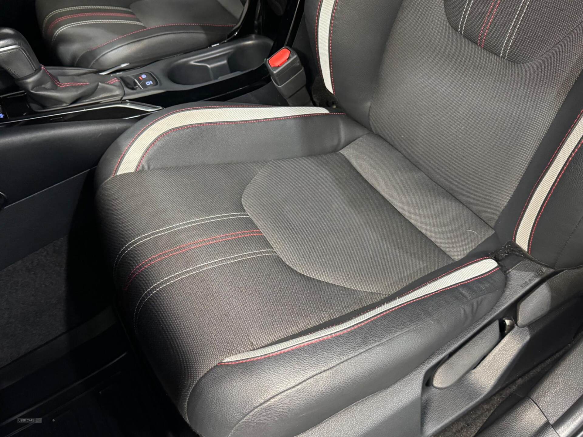 Jun 2020 Toyota Corolla 1.8 VVT-i Hybrid GR Sport 5dr CVT