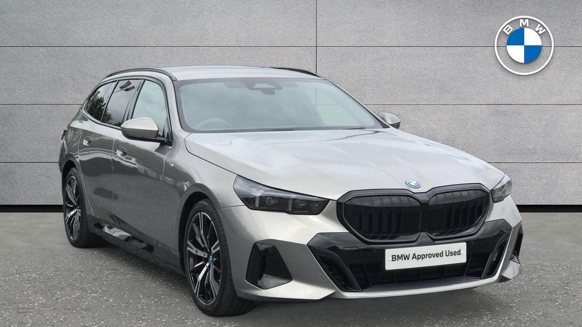 Jan 2025 BMW 5 Series 530e M Sport Pro 5dr Auto