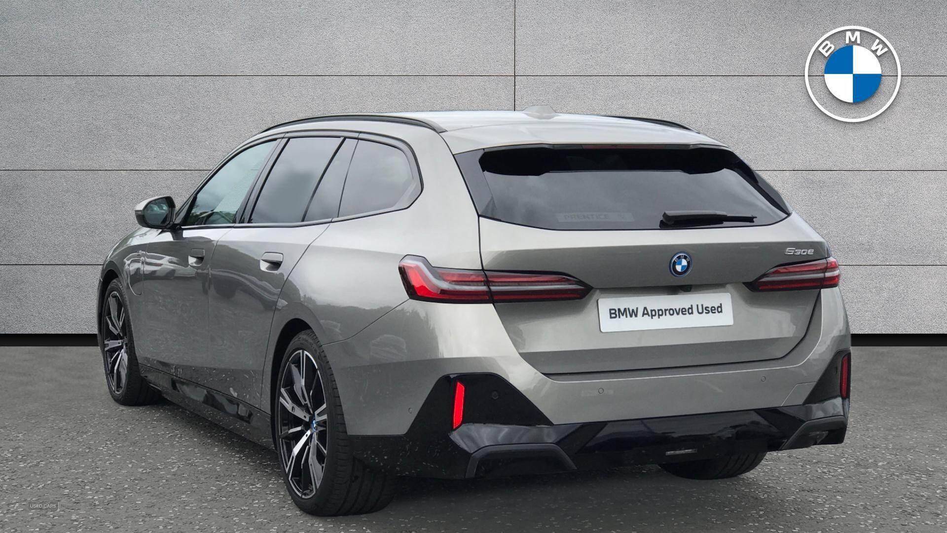 Jan 2025 BMW 5 Series 530e M Sport Pro 5dr Auto