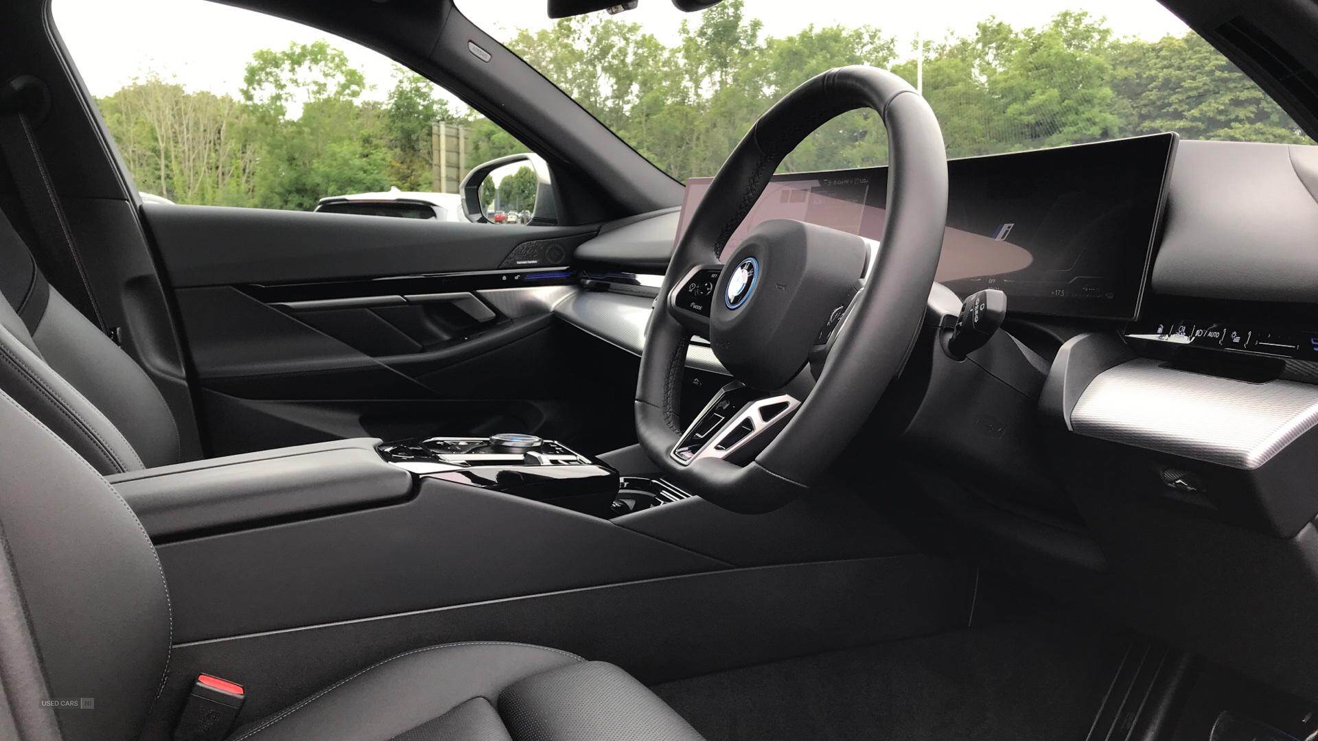 Jan 2025 BMW 5 Series 530e M Sport Pro 5dr Auto