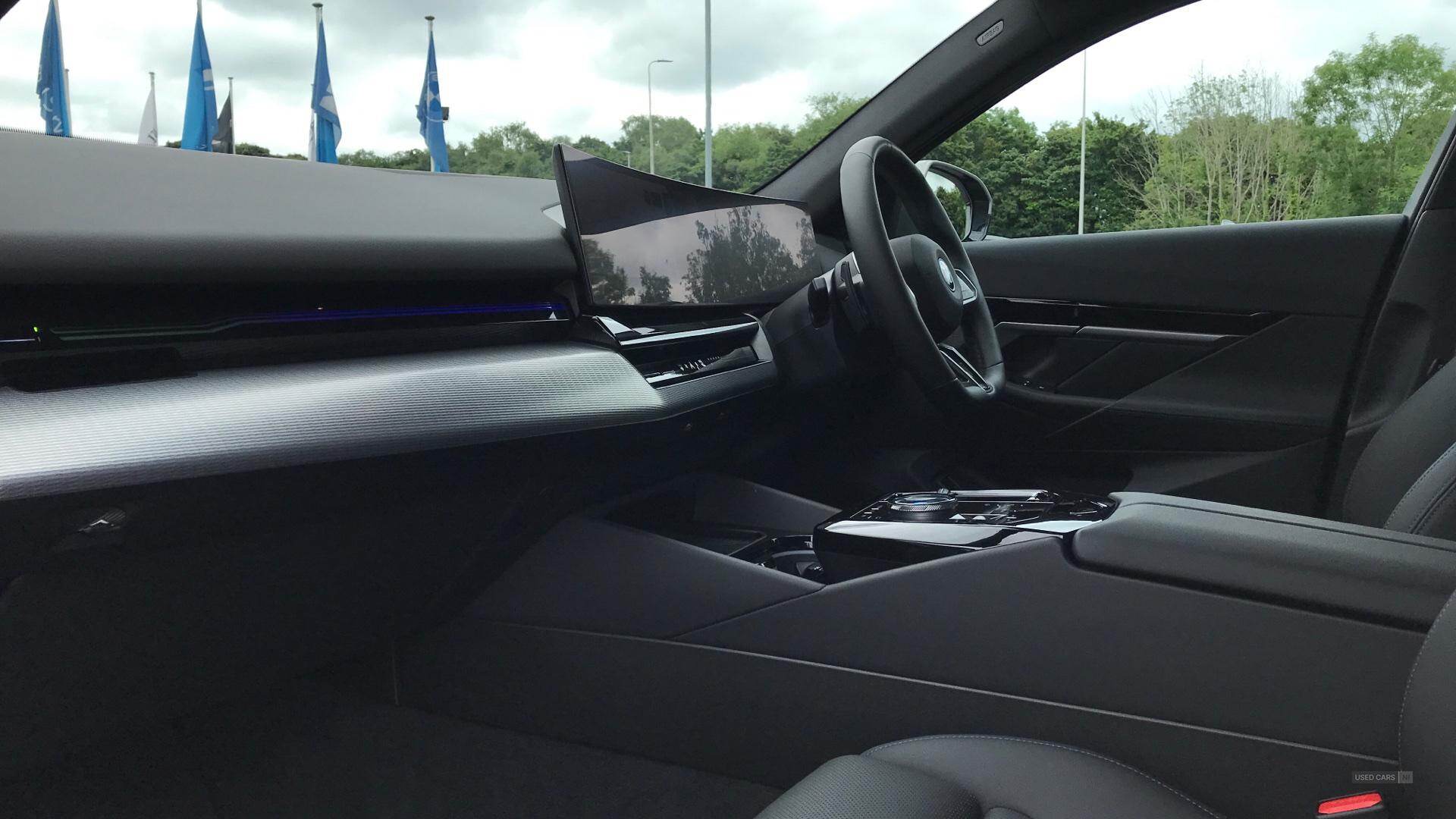 Jan 2025 BMW 5 Series 530e M Sport Pro 5dr Auto