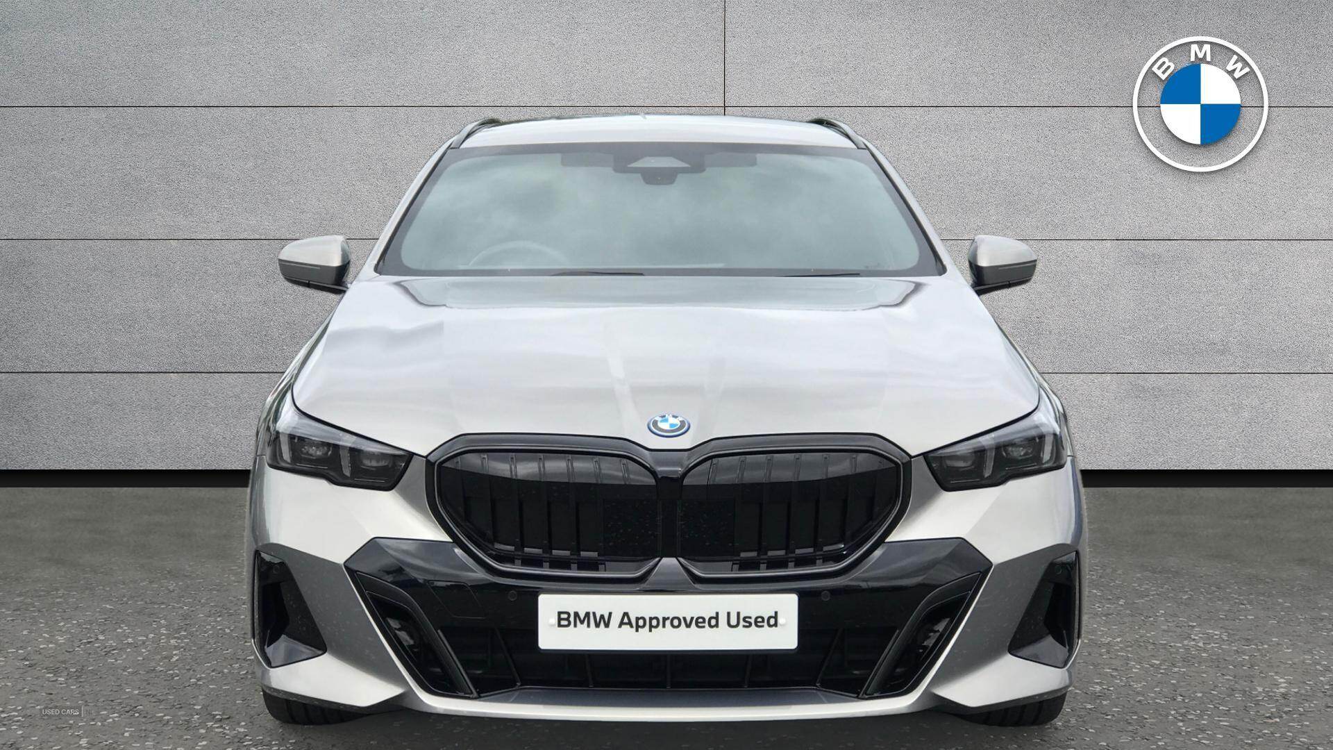 Jan 2025 BMW 5 Series 530e M Sport Pro 5dr Auto