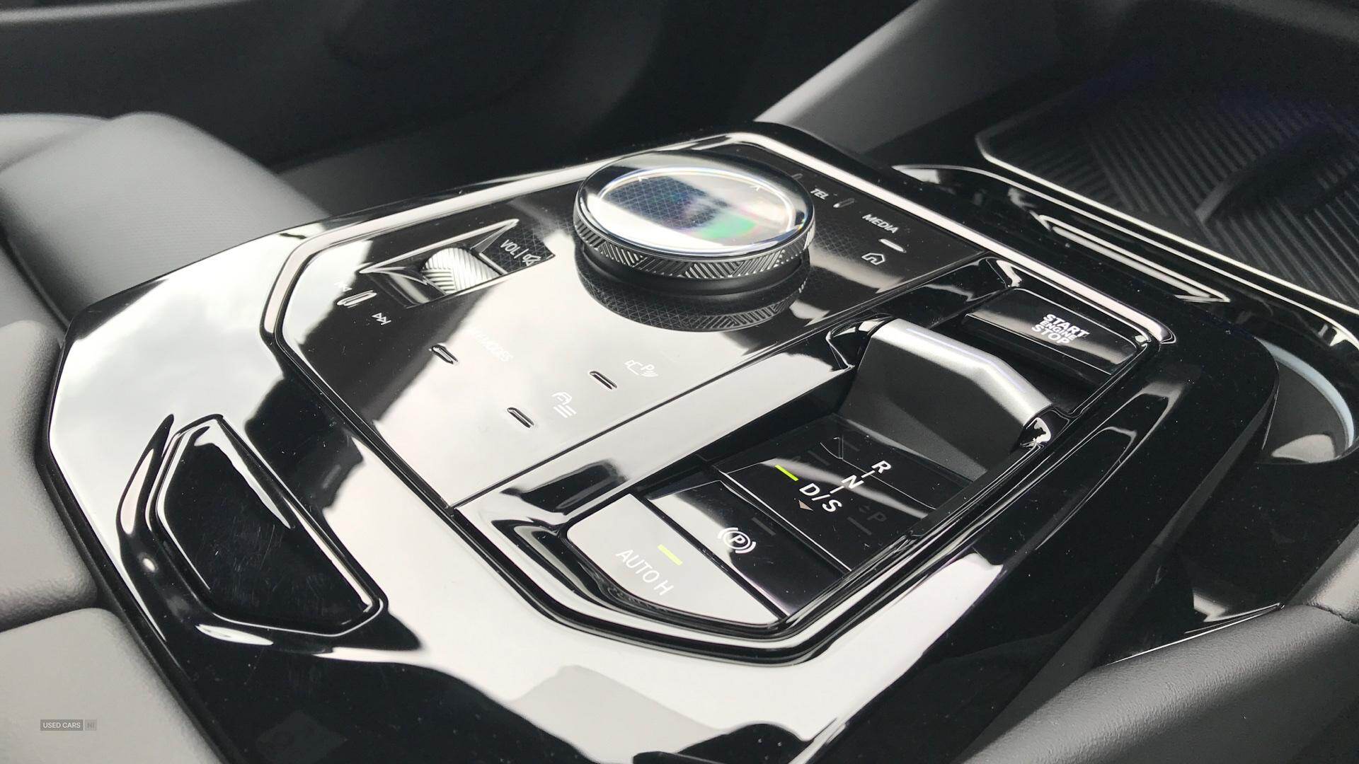 Jan 2025 BMW 5 Series 530e M Sport Pro 5dr Auto