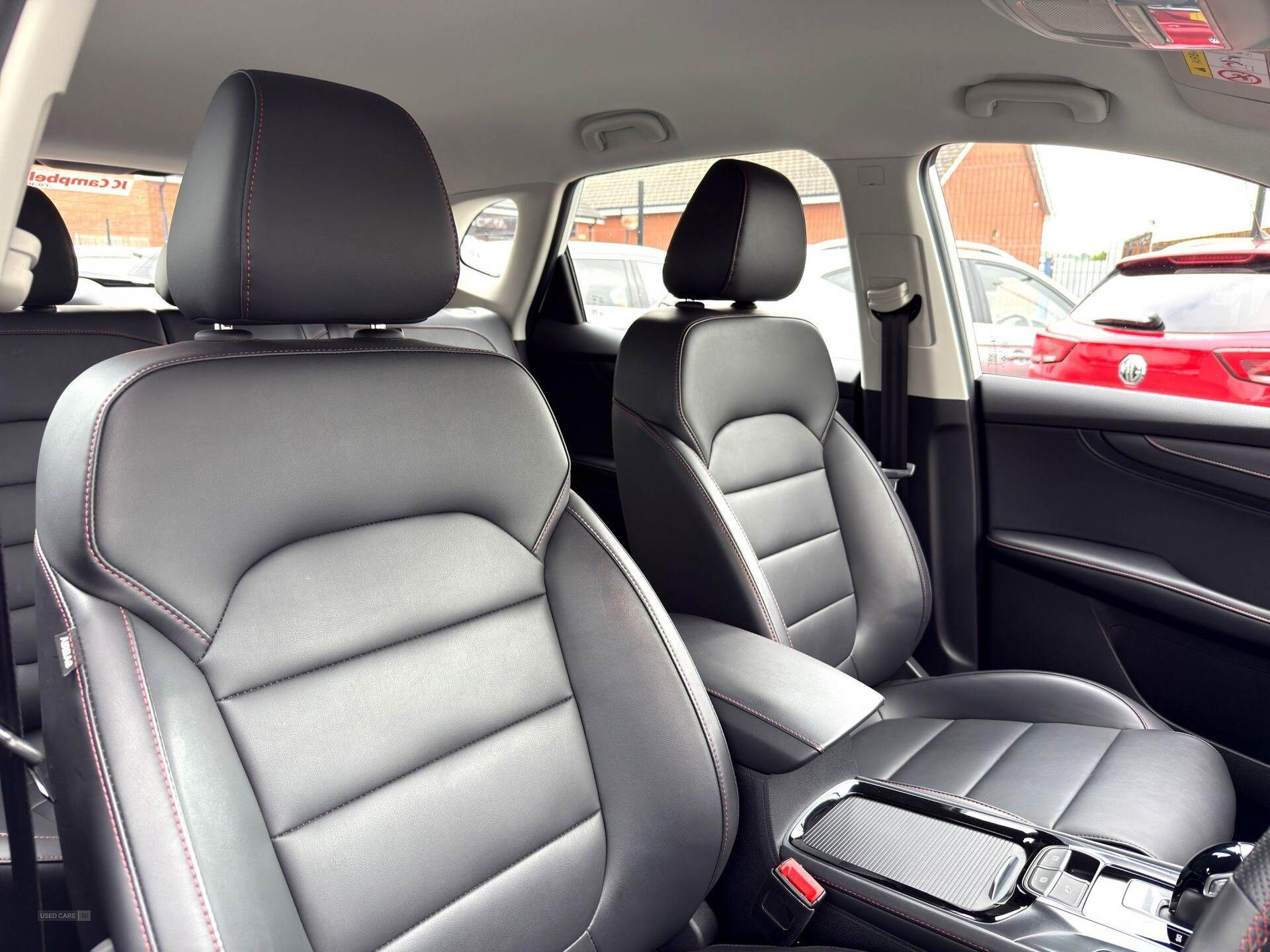  2024 MG HS HS 1.5 T-GDI SE DCT Euro 6 (s/s) 5dr