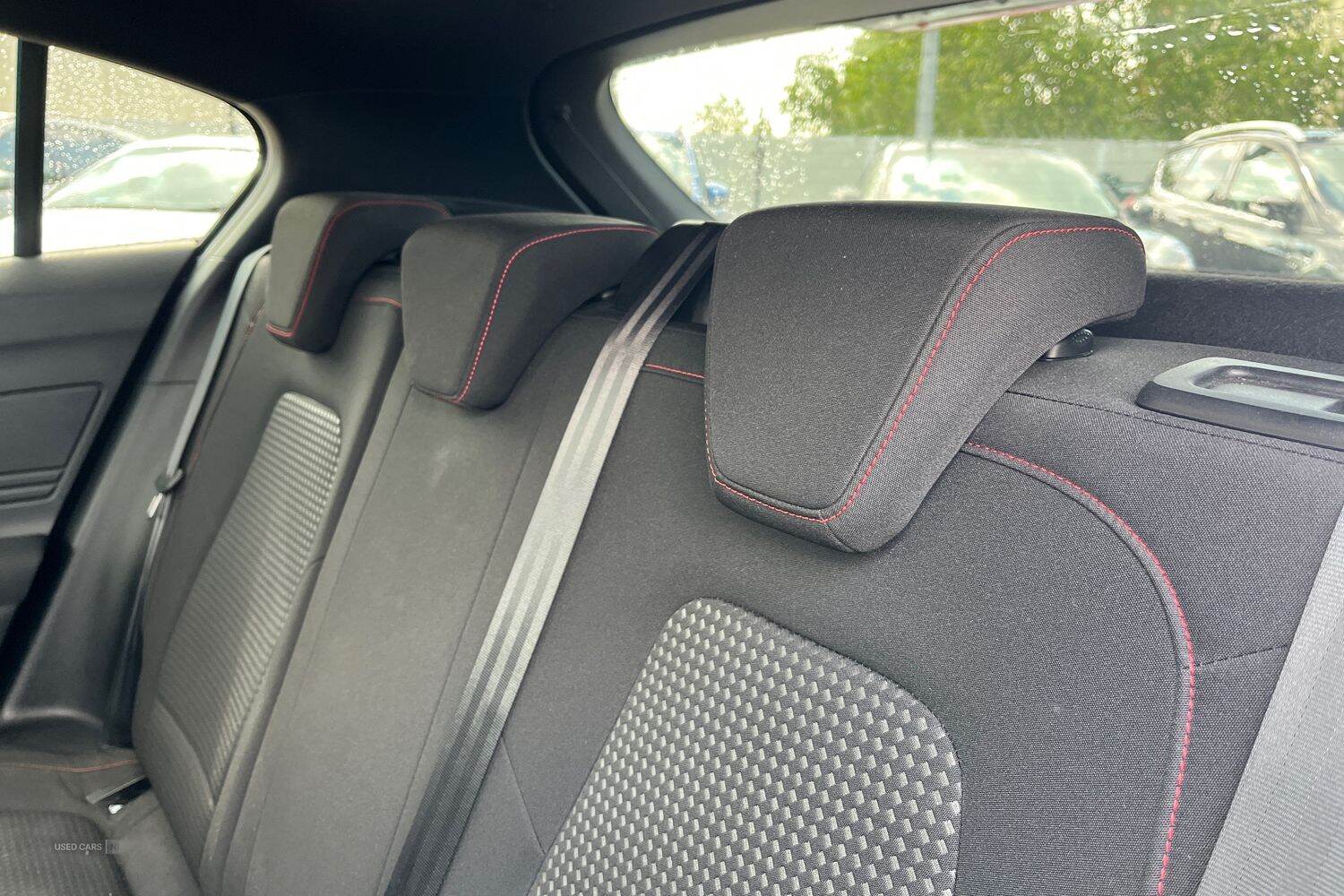 Dec 2023 Ford Focus 1.0 EcoBoost Hybrid mHEV ST-Line 5dr