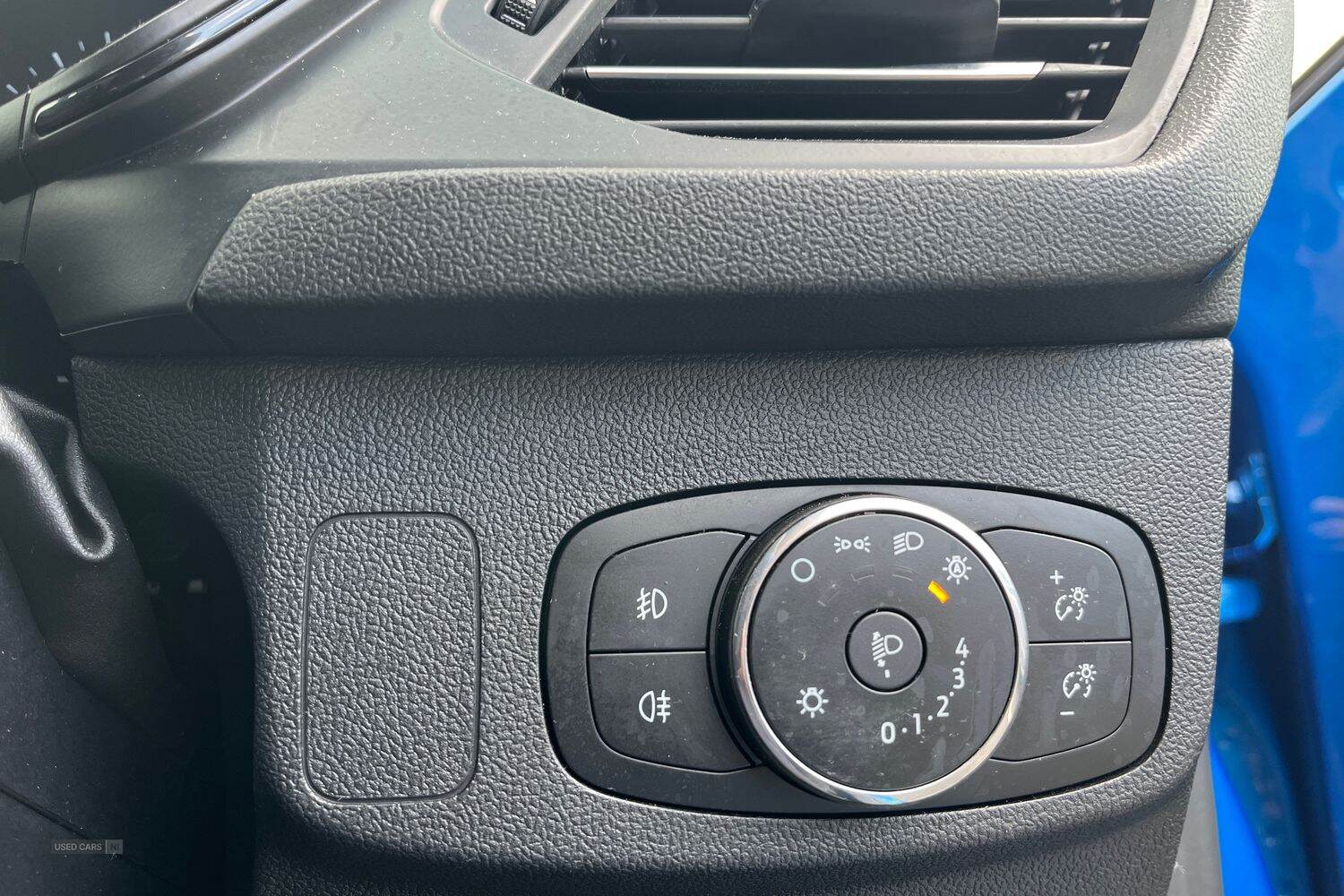 Dec 2023 Ford Focus 1.0 EcoBoost Hybrid mHEV ST-Line 5dr