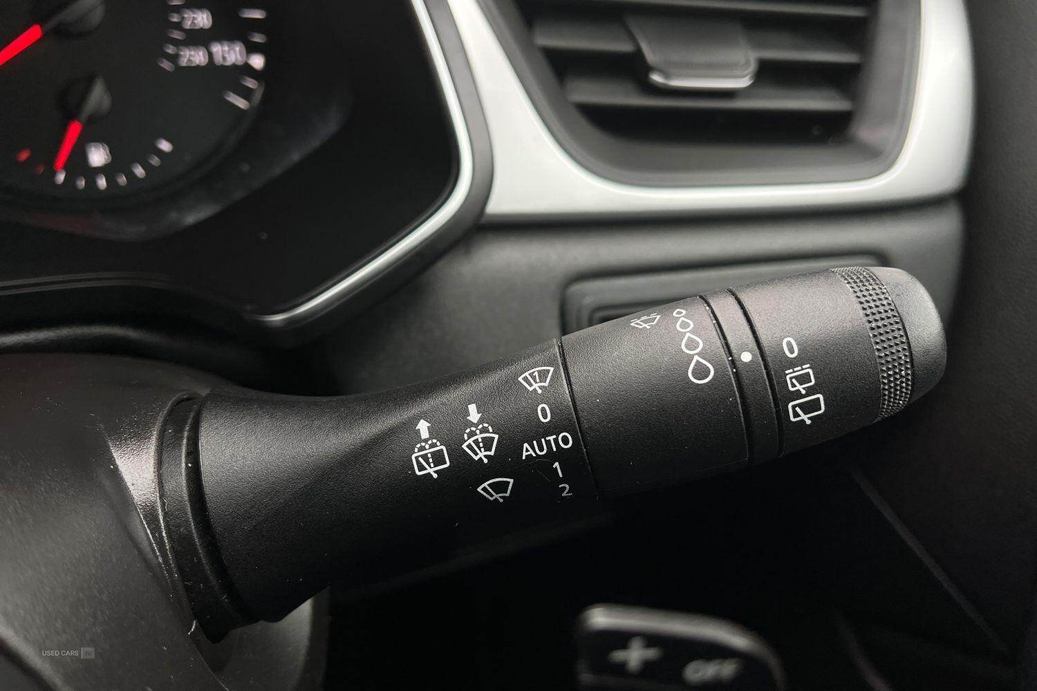 Feb 2022 Renault Captur 1.3 TCE 140 Iconic 5dr EDC