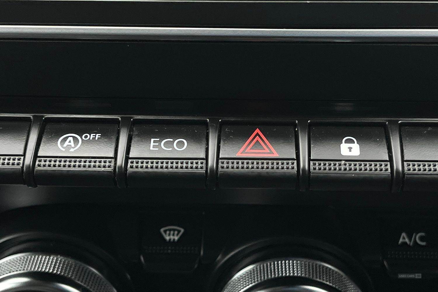 Feb 2022 Renault Captur 1.3 TCE 140 Iconic 5dr EDC