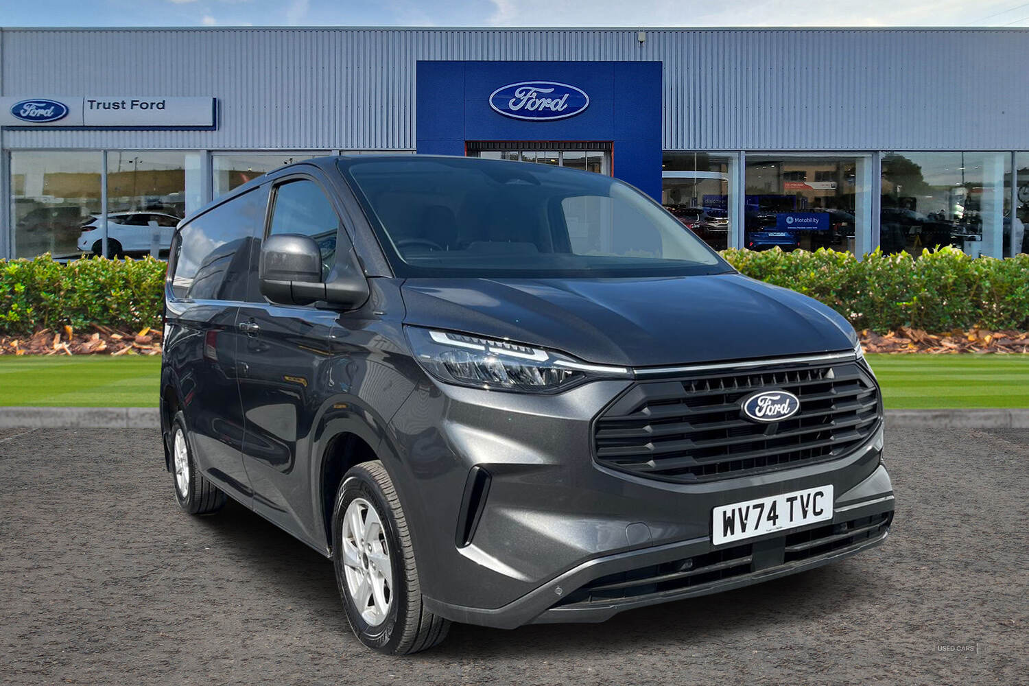 Oct 2024 Ford Transit Custom 2.0 EcoBlue 136ps H1 Van Limited Auto