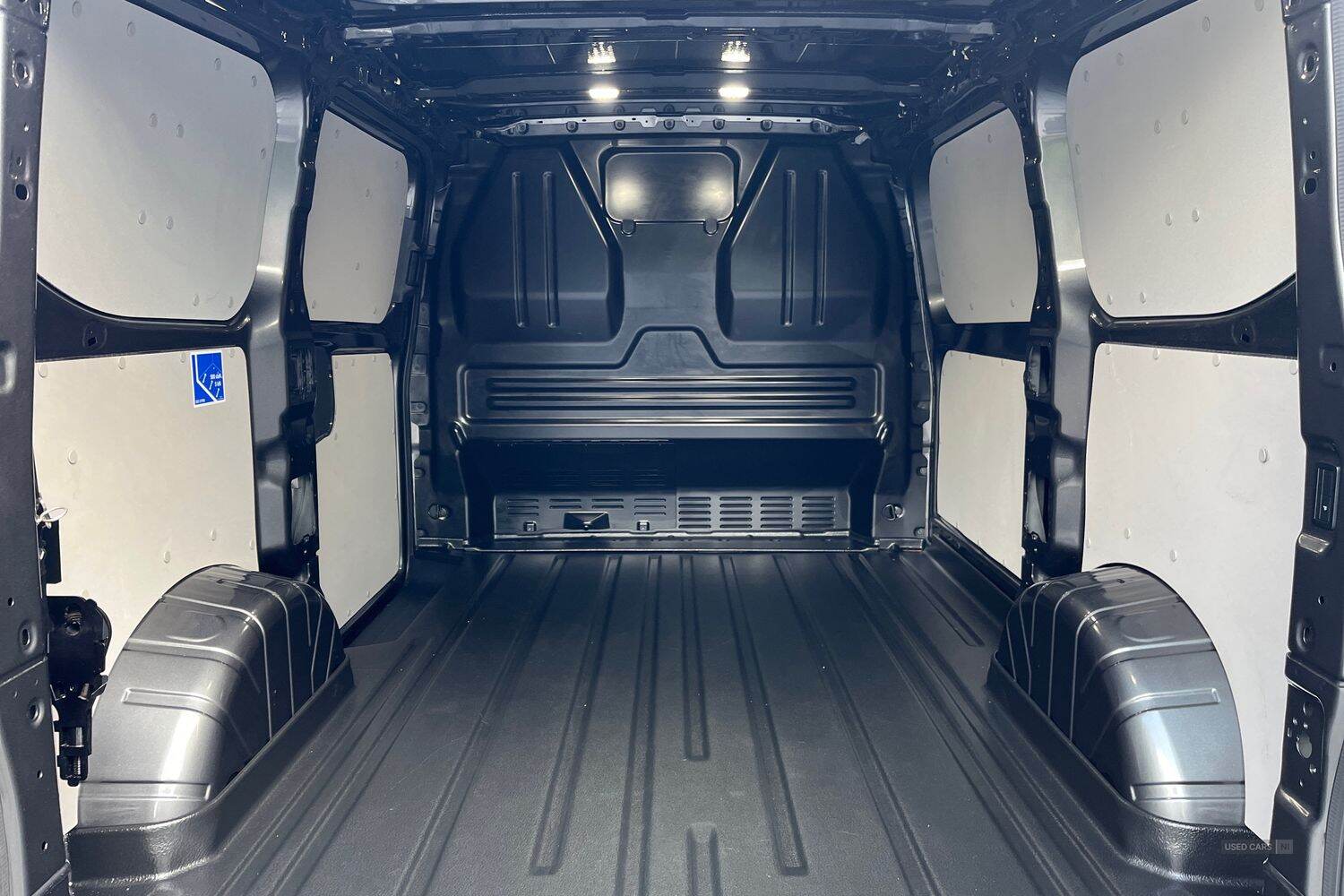 Oct 2024 Ford Transit Custom 2.0 EcoBlue 136ps H1 Van Limited Auto