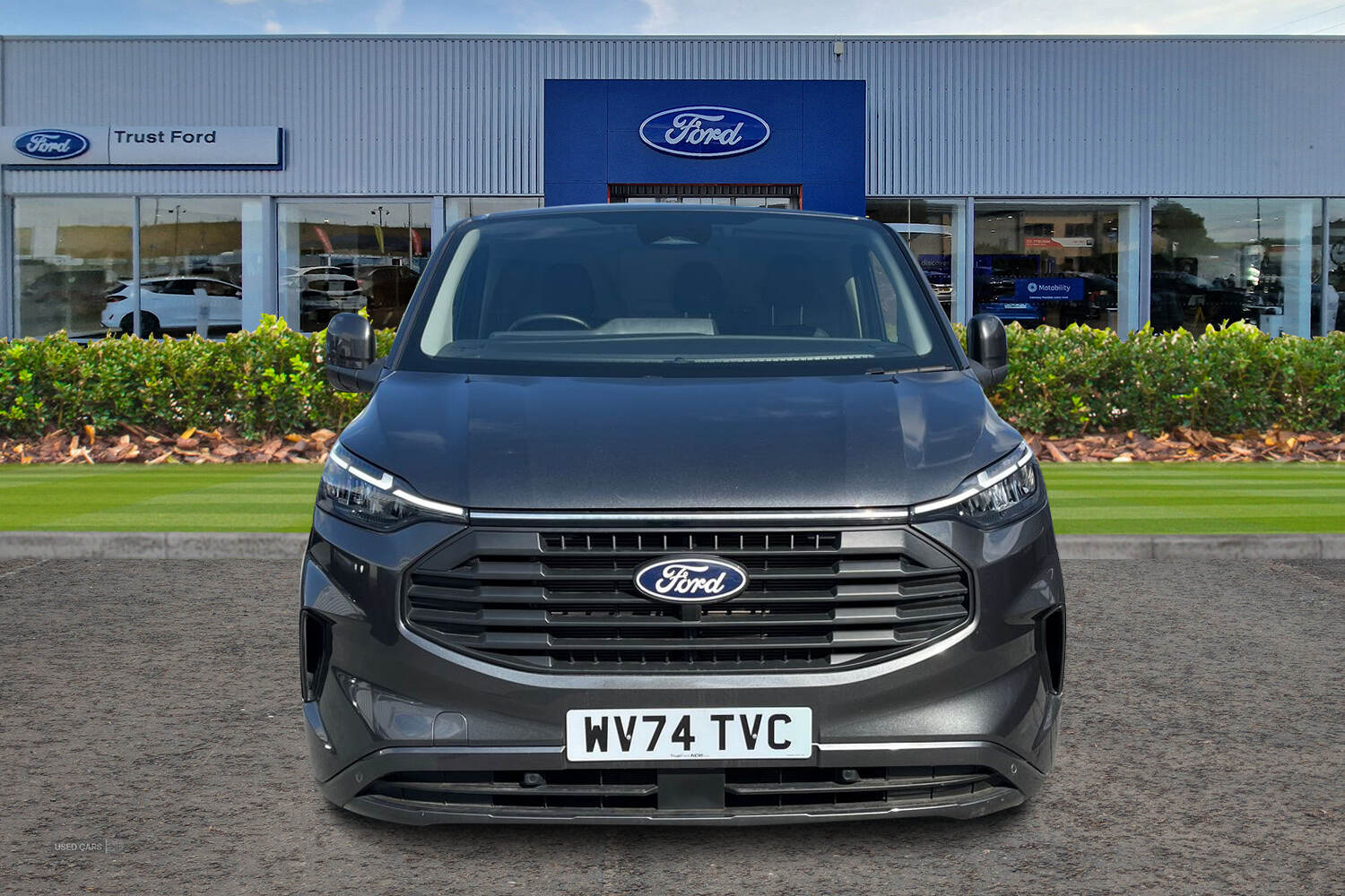 Oct 2024 Ford Transit Custom 2.0 EcoBlue 136ps H1 Van Limited Auto