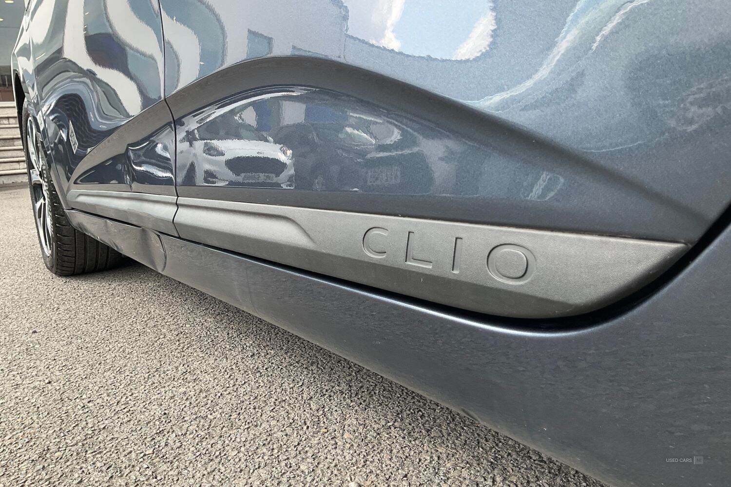 Sep 2022 Renault Clio 1.6 E-TECH full hybrid 145 Evolution 5dr Auto