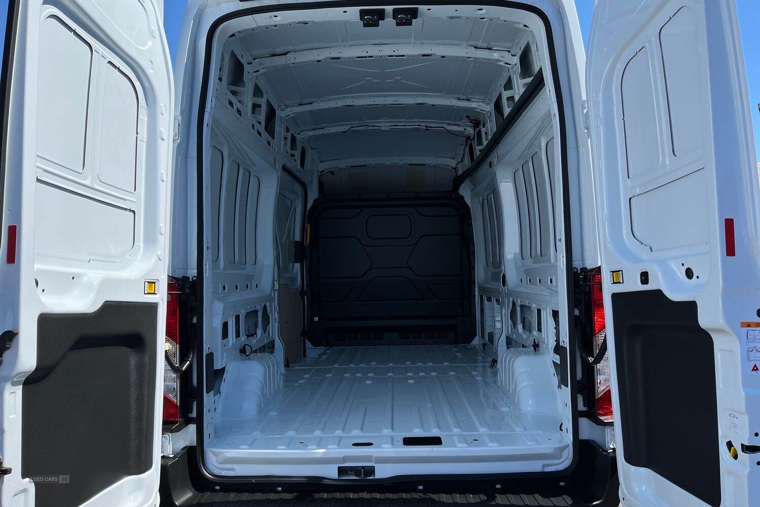 Nov 2024 Ford Transit 2.0 EcoBlue 130ps H3 Leader Van [DAP]