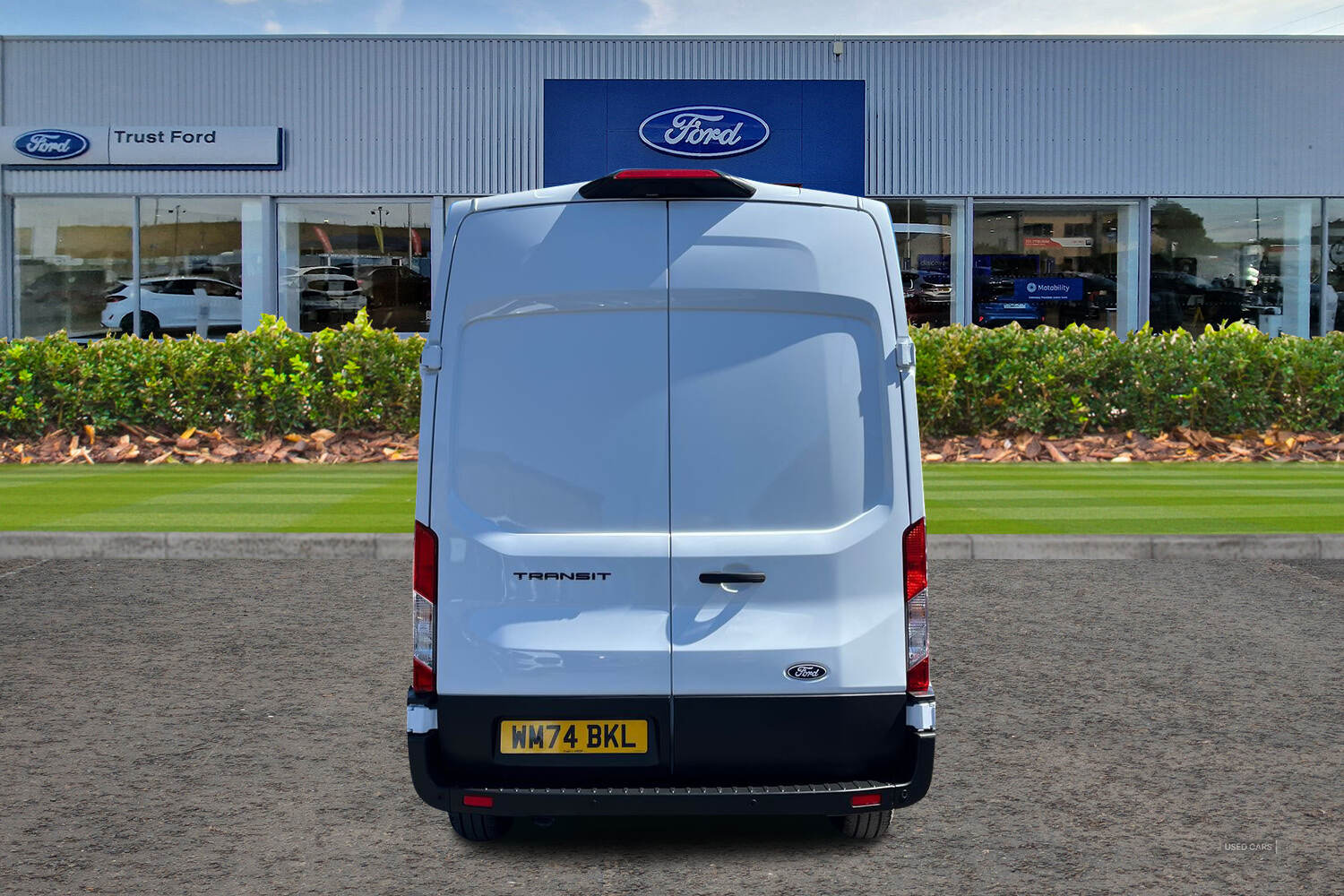 Nov 2024 Ford Transit 2.0 EcoBlue 130ps H3 Leader Van [DAP]