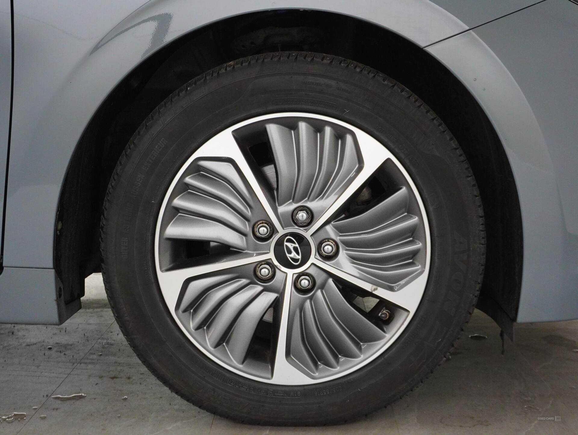 Jun 2021 Hyundai Ioniq 1.6 GDi Plug-in Hybrid Premium SE 5dr DCT