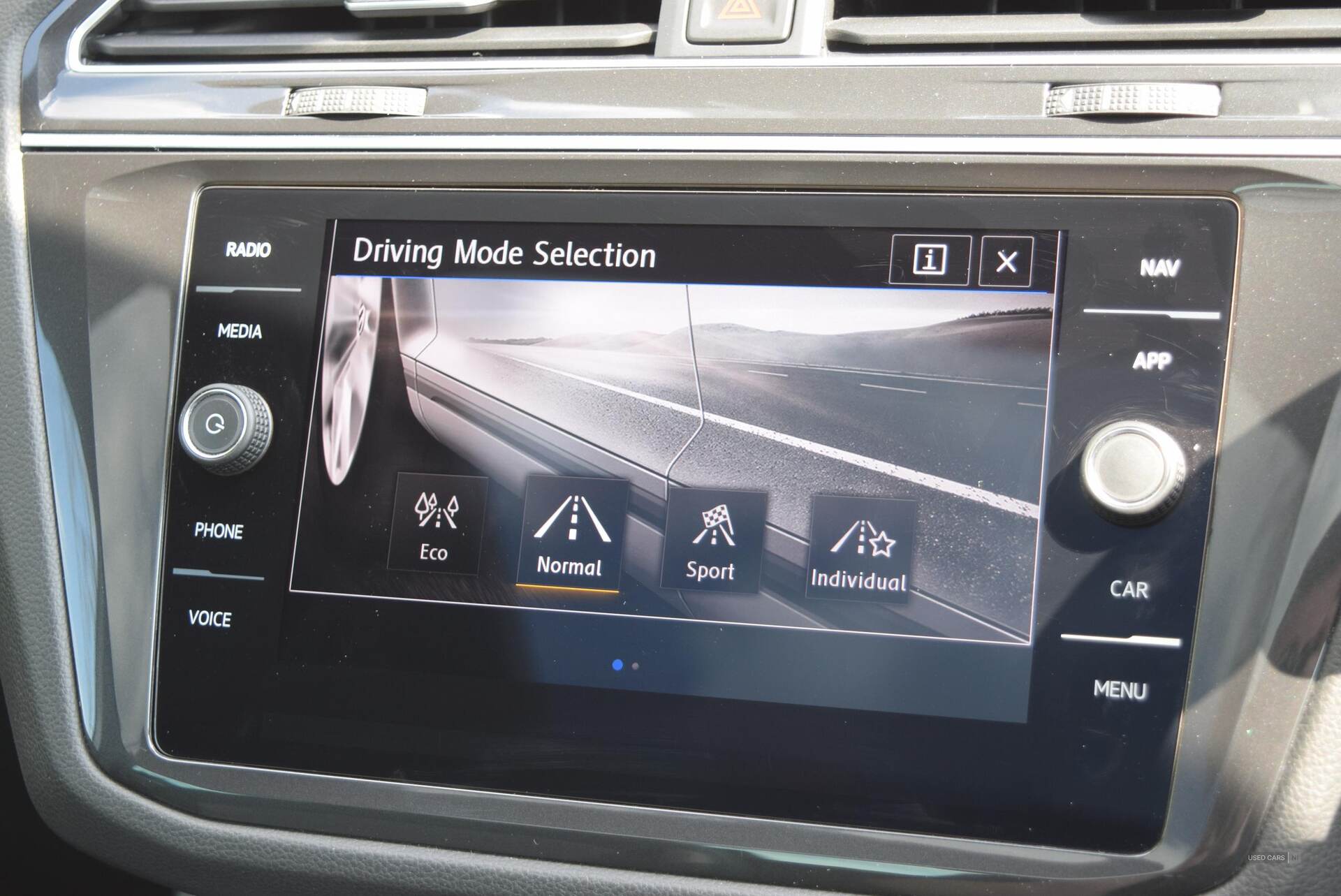 2020 Volkswagen Tiguan 2.0 TSi 230 4Motion SEL 5dr DSG