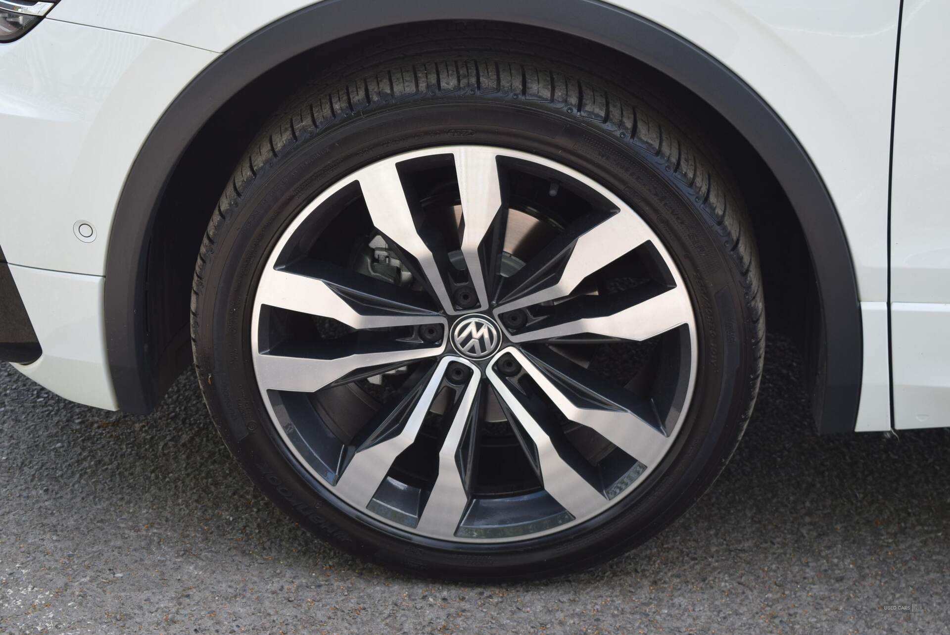 2020 Volkswagen Tiguan 2.0 TSi 230 4Motion SEL 5dr DSG