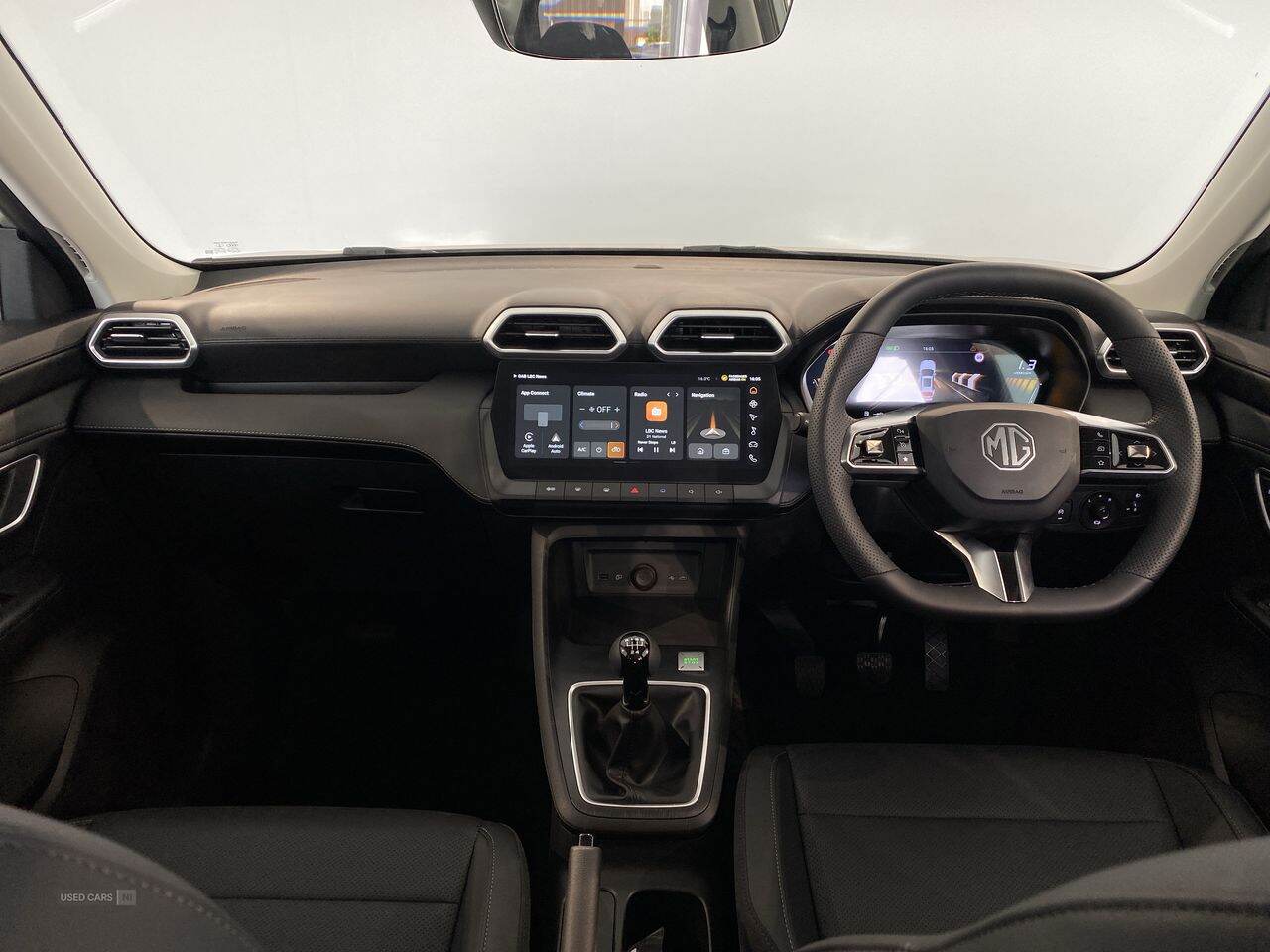 Mar 2025 MG ZS 1.5 SE 5dr