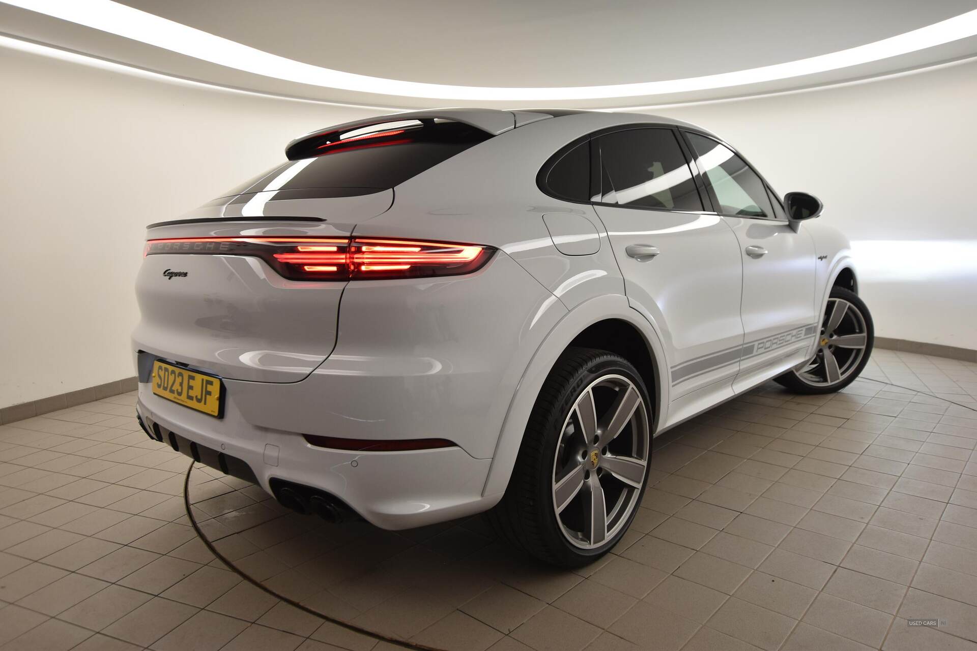 2023 Porsche Cayenne E-Hybrid Platinum Edition 5dr Tiptronic S