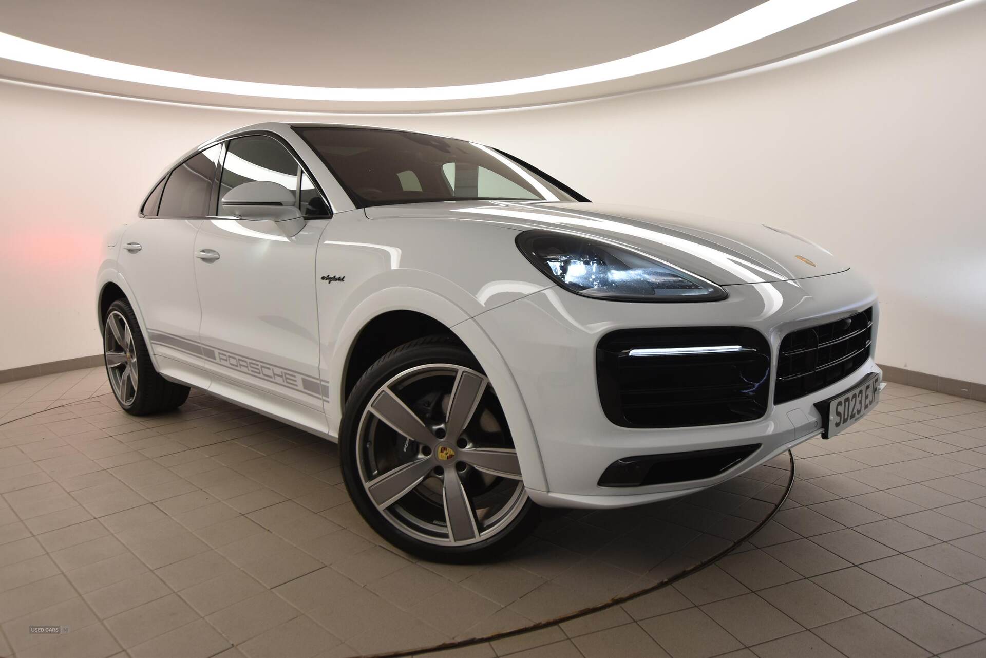 2023 Porsche Cayenne E-Hybrid Platinum Edition 5dr Tiptronic S
