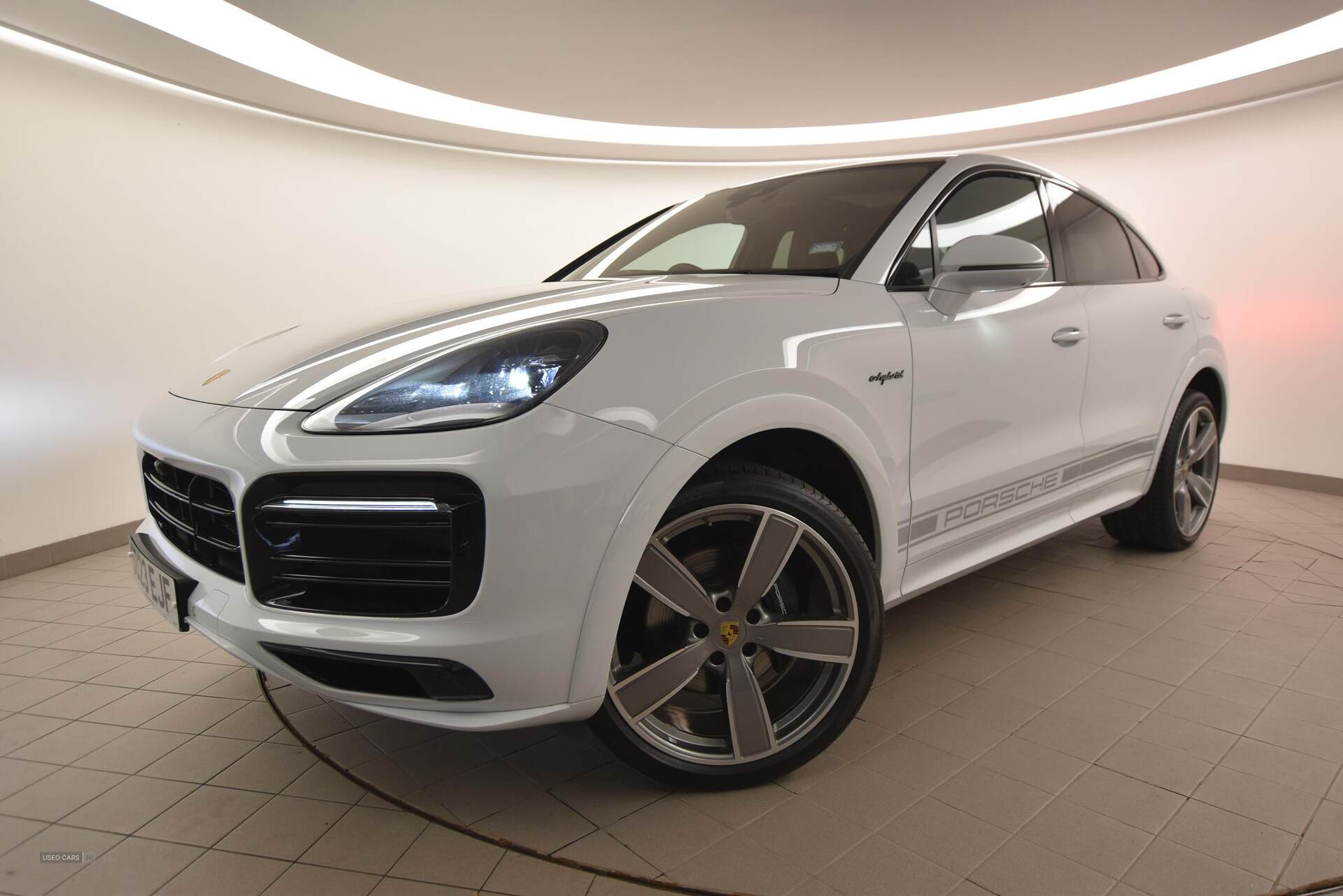 2023 Porsche Cayenne E-Hybrid Platinum Edition 5dr Tiptronic S