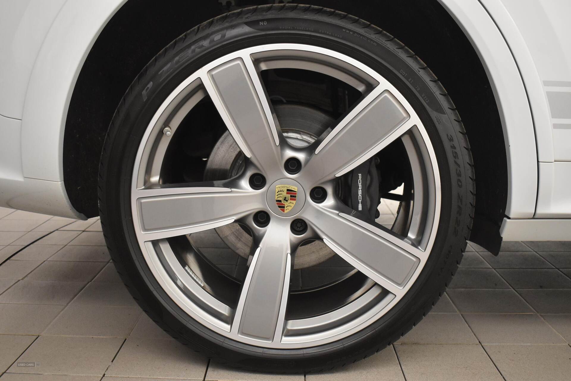 2023 Porsche Cayenne E-Hybrid Platinum Edition 5dr Tiptronic S