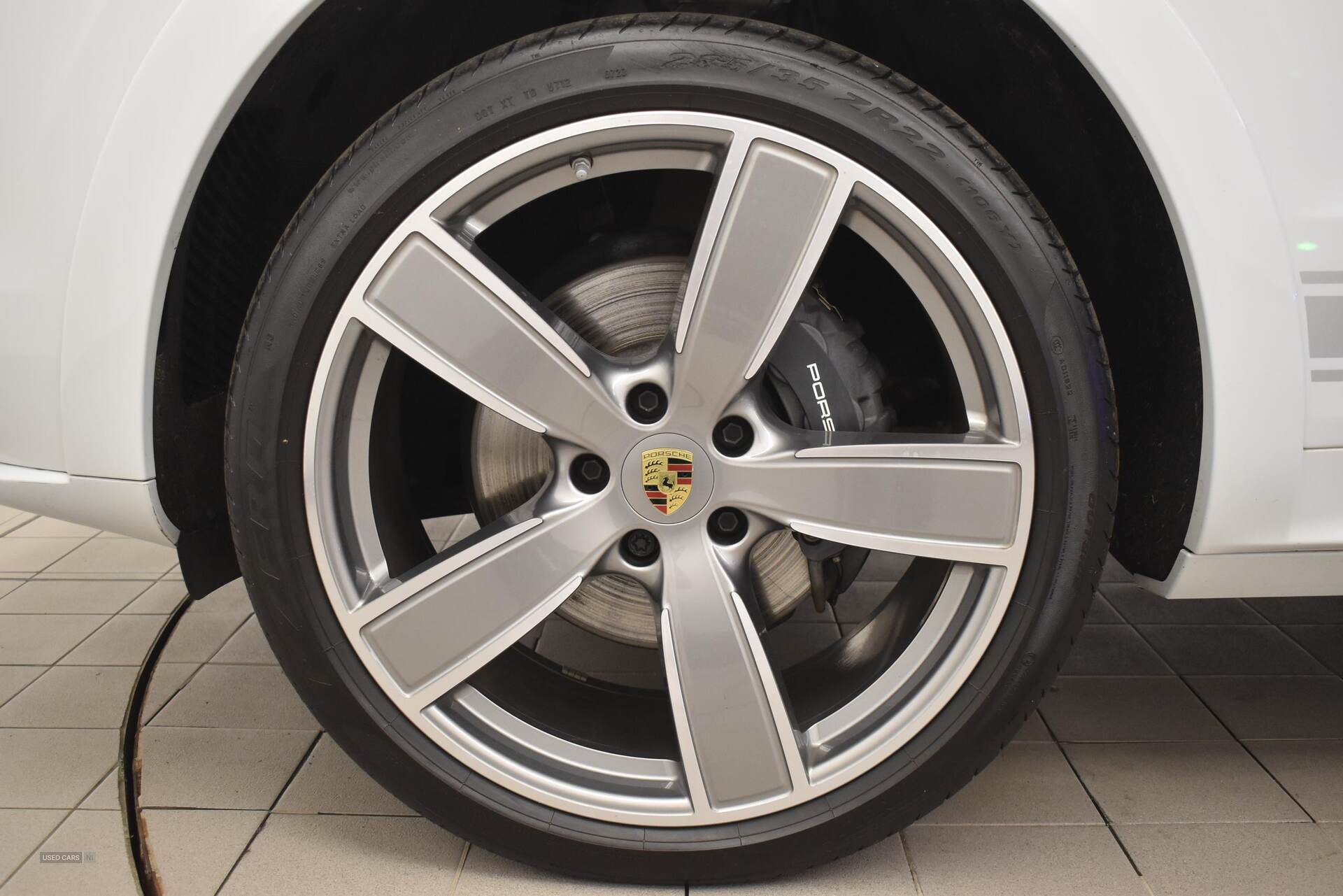 2023 Porsche Cayenne E-Hybrid Platinum Edition 5dr Tiptronic S