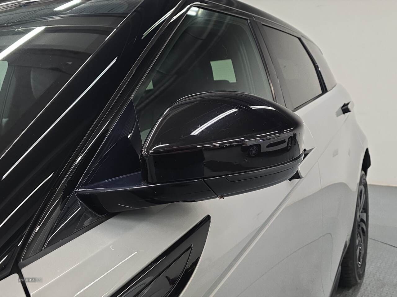 Jul 2022 Land Rover Range Rover Evoque 2.0 D200 R-Dynamic S 5dr Auto