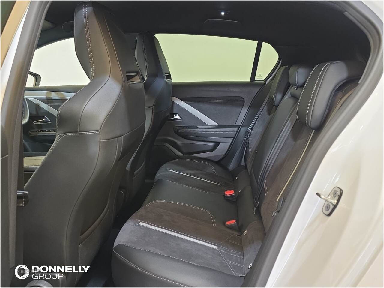 Mar 2023 Vauxhall Astra 1.6 Plug-in Hybrid GSe 5dr Auto