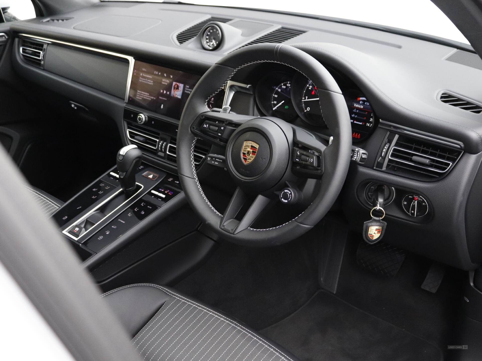 Mar 2024 Porsche Macan T 5dr PDK