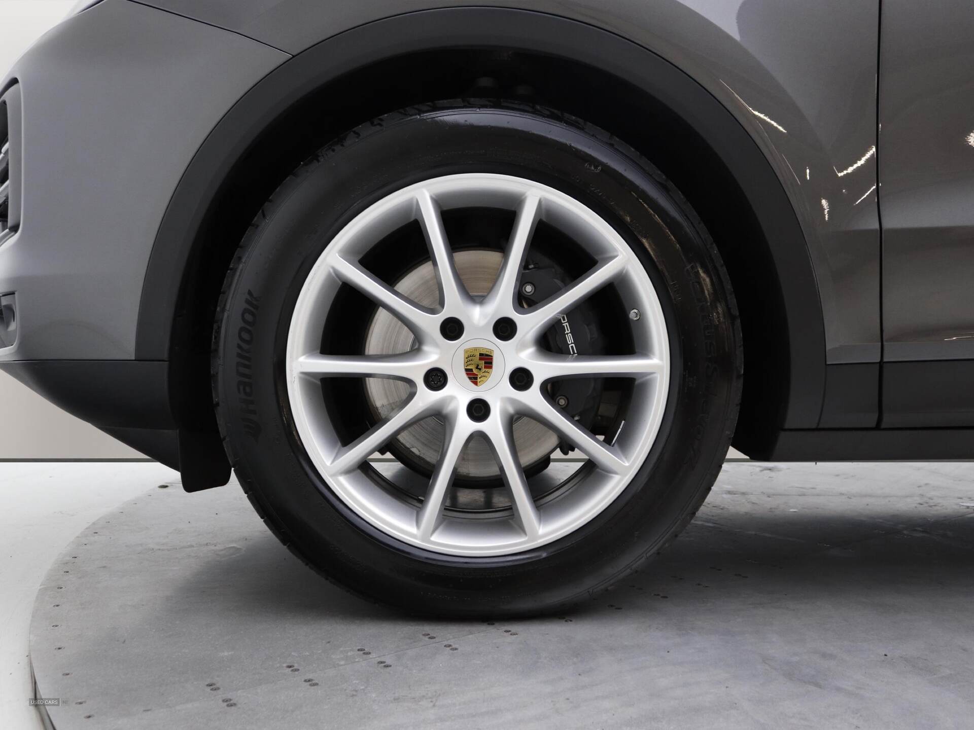 Dec 2023 Porsche Cayenne 5dr Tiptronic S