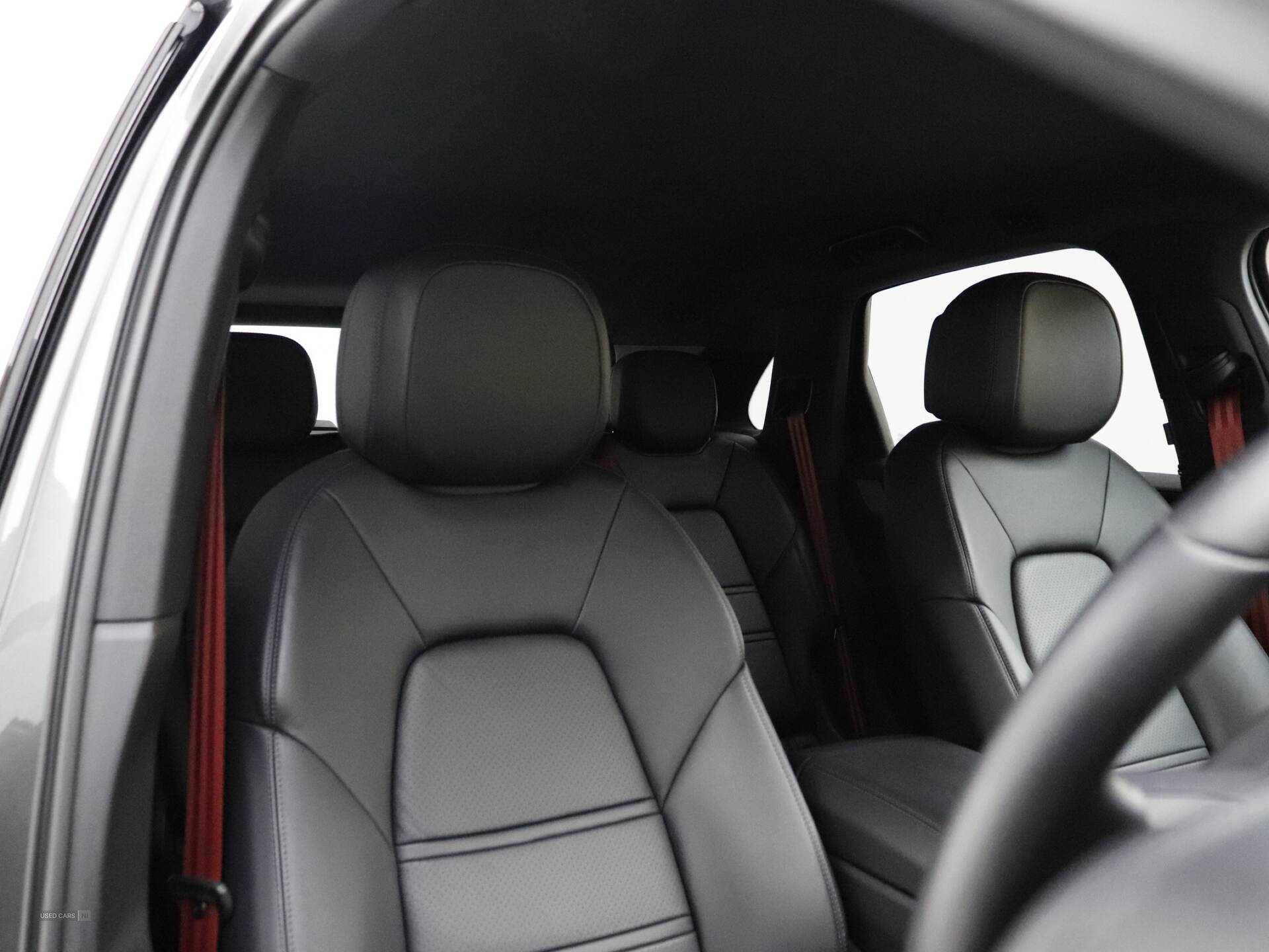 Dec 2023 Porsche Cayenne 5dr Tiptronic S