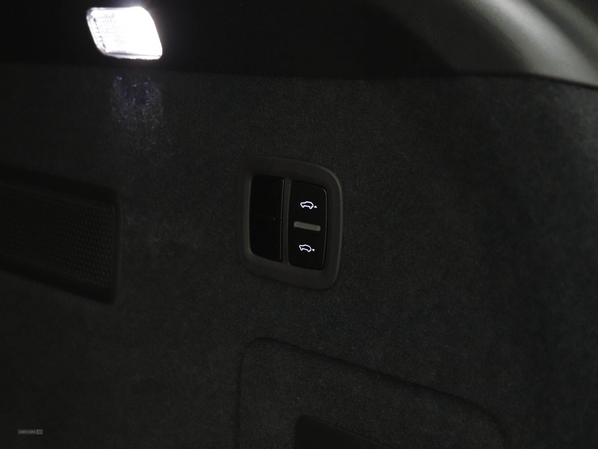 Dec 2023 Porsche Cayenne 5dr Tiptronic S