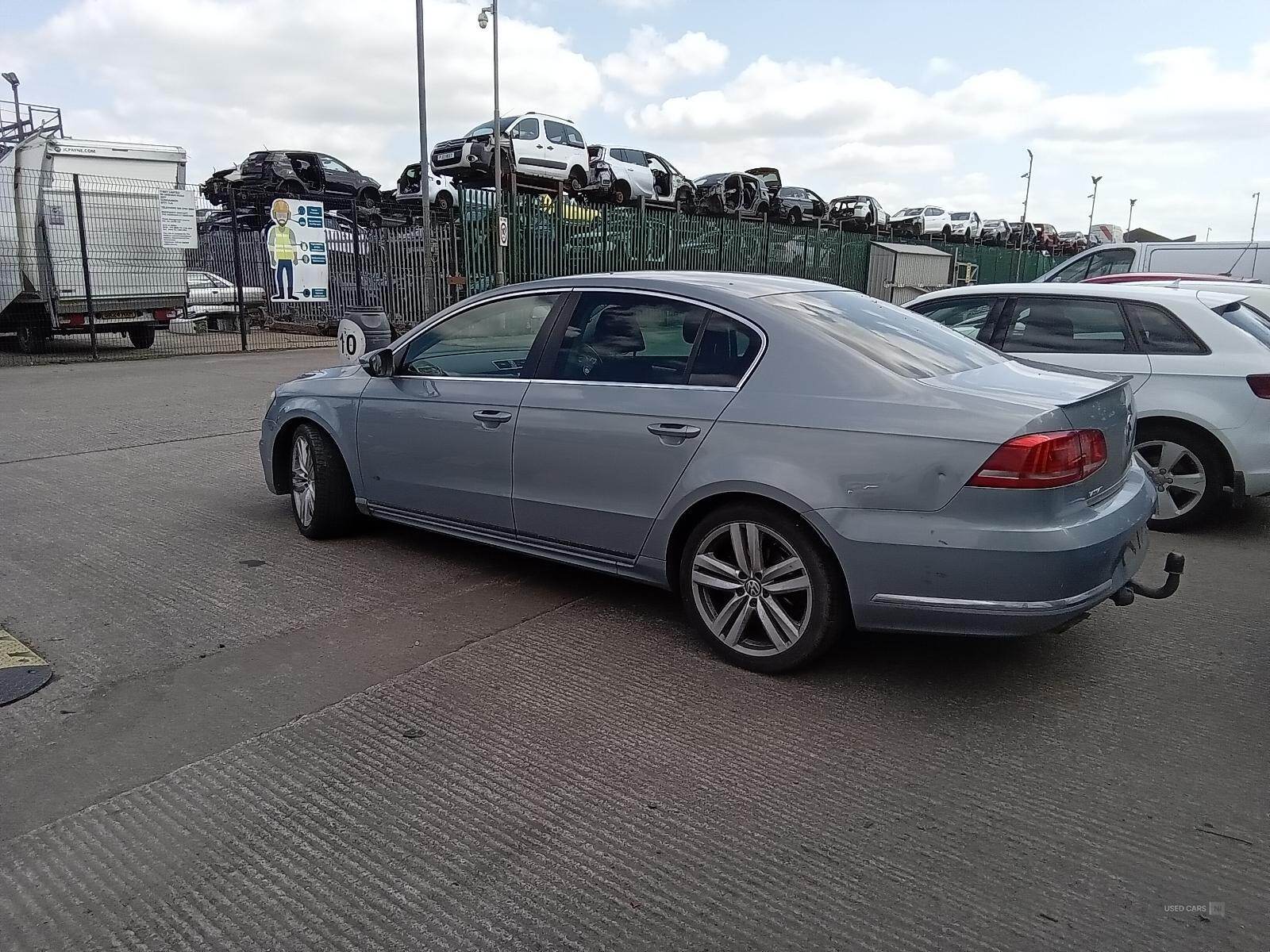 Mar 2014 Volkswagen Passat 2.0 TDI Bluemotion Tech R-Line 4dr