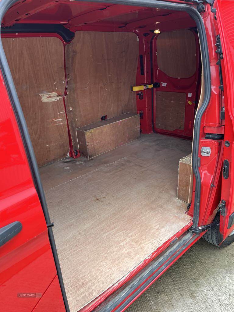 Oct 2019 Ford Transit Custom 2.0 EcoBlue 105ps Low Roof Leader Van